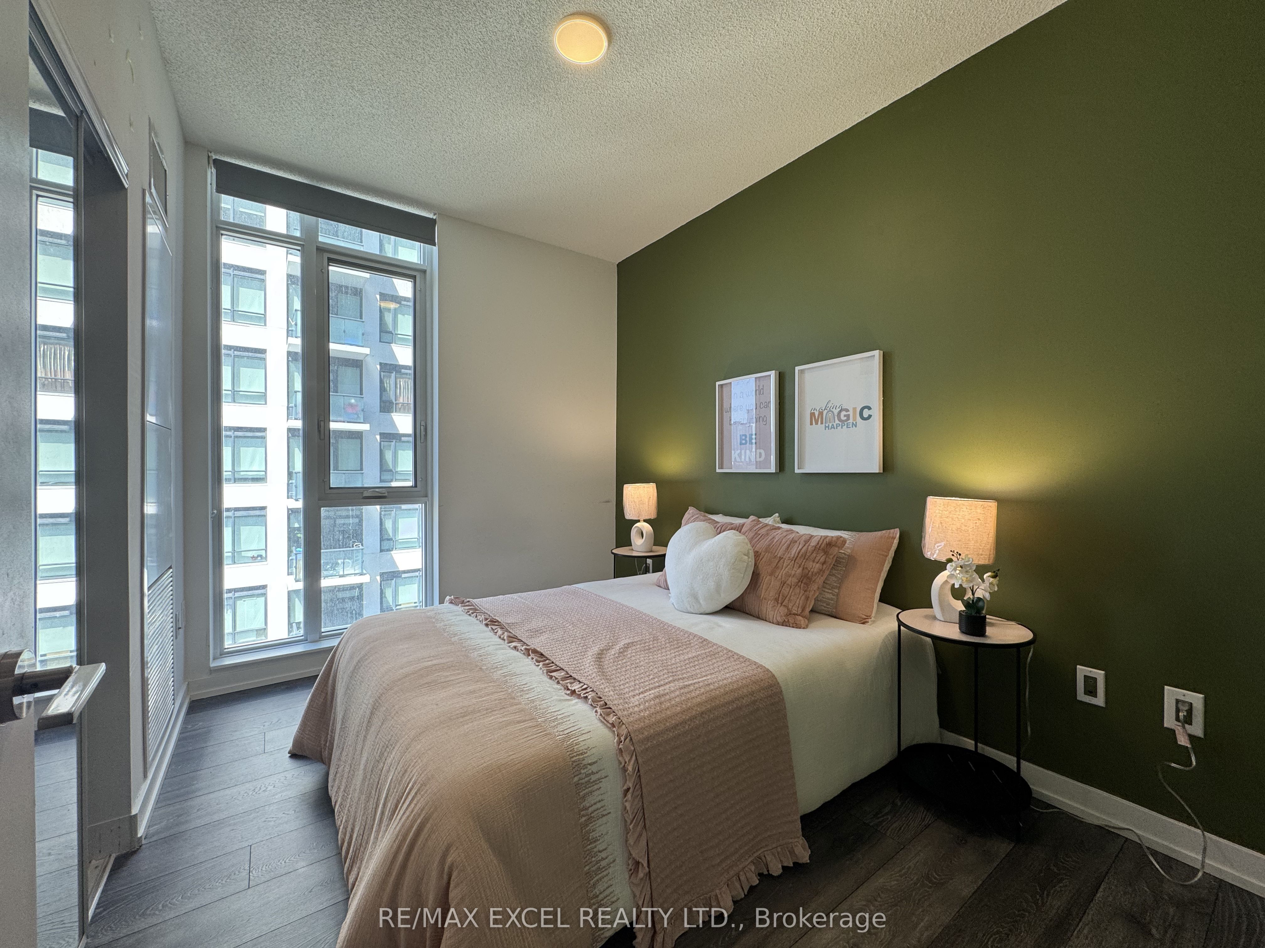 225 Sumach Street 1009, Toronto, ON M5A 0P8 photo 4