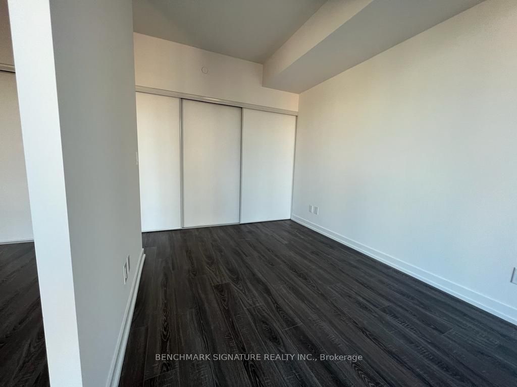 20 Edward Street 1001, Toronto, ON M5G 0C5 photo 5