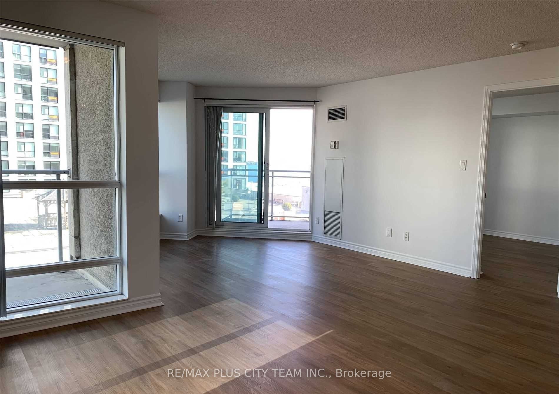 410 Queens Quay Way 709, Toronto, ON M5V 2Z3 photo 3