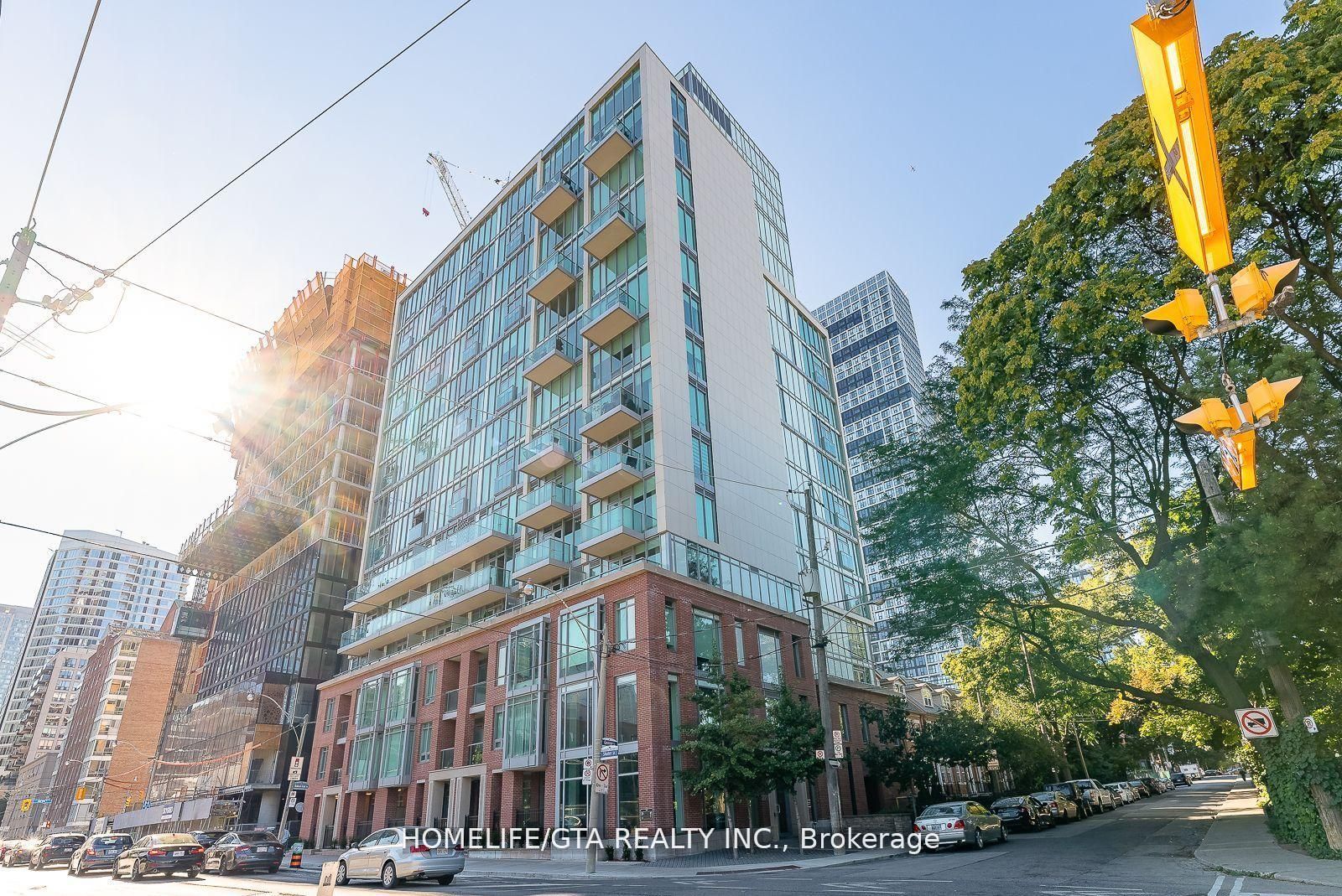 220 George Street 506, Toronto, ON M5A 2N1