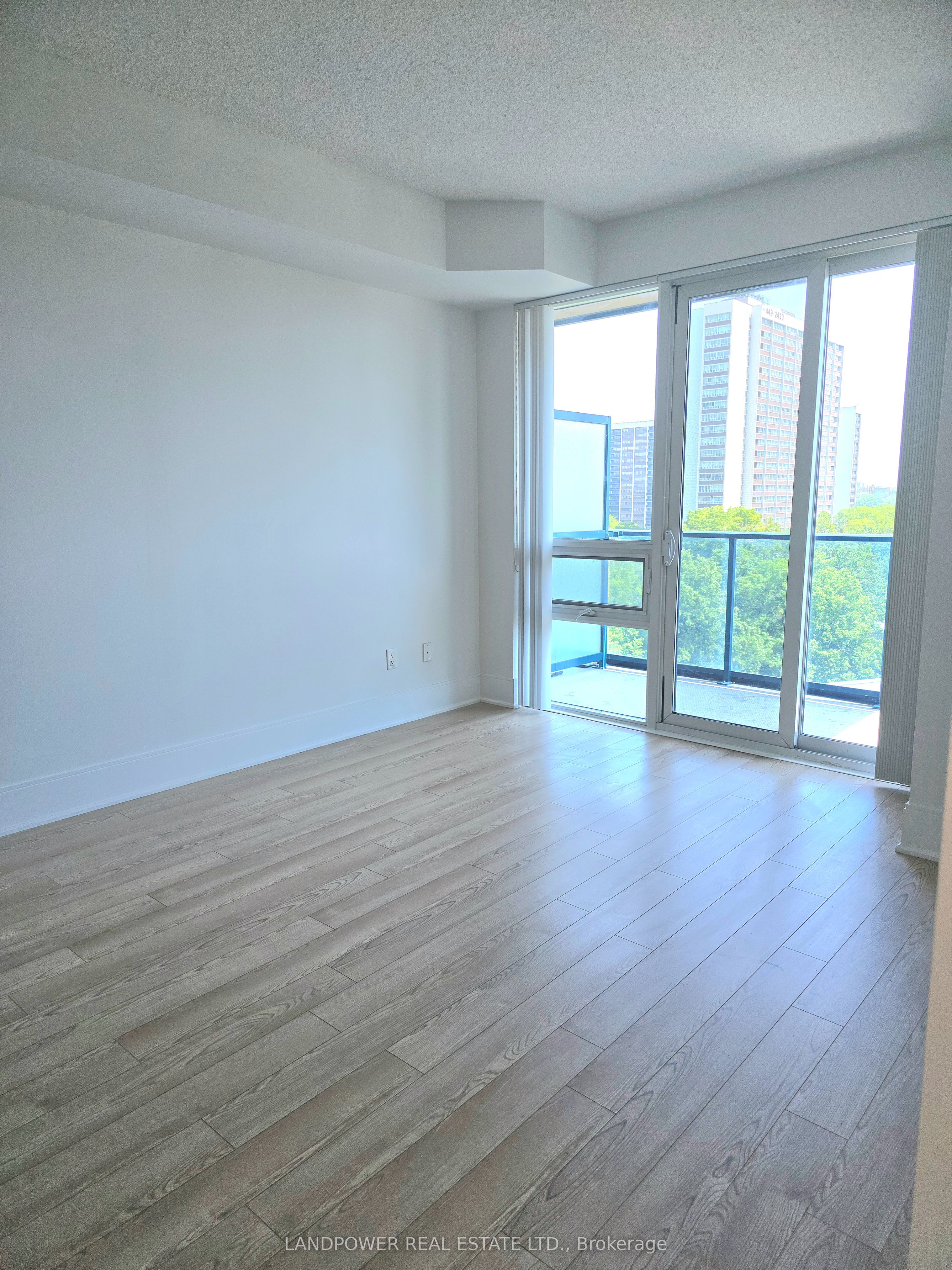 181 Wynford Drive 1001, Toronto, ON M3C 0C6 photo 3