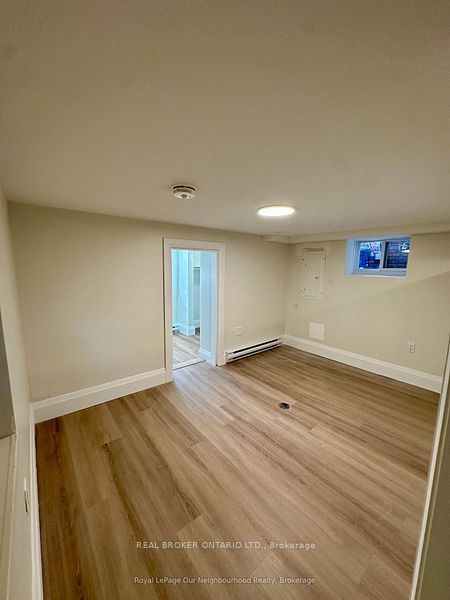 659 Vaughan Road 3, Toronto, ON M6E 2Y4 photo 5