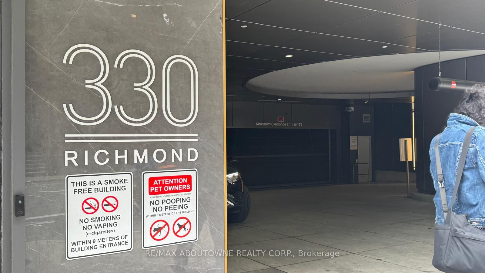 330 Richmond Street W 207, Toronto, ON M5V 0M4 photo 2