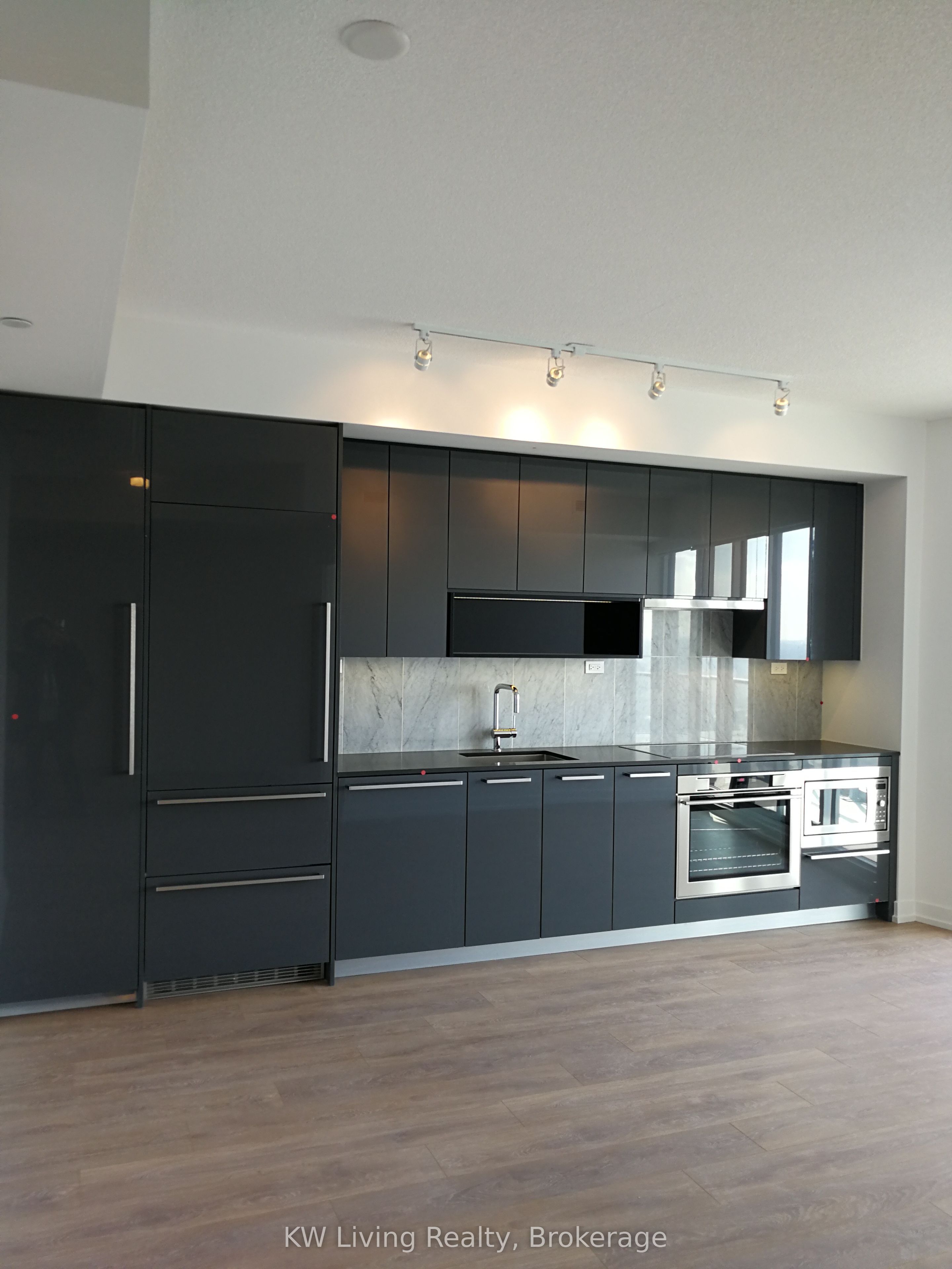 117 McMahon Drive 3510, Toronto, ON M2K 0E4 photo 2