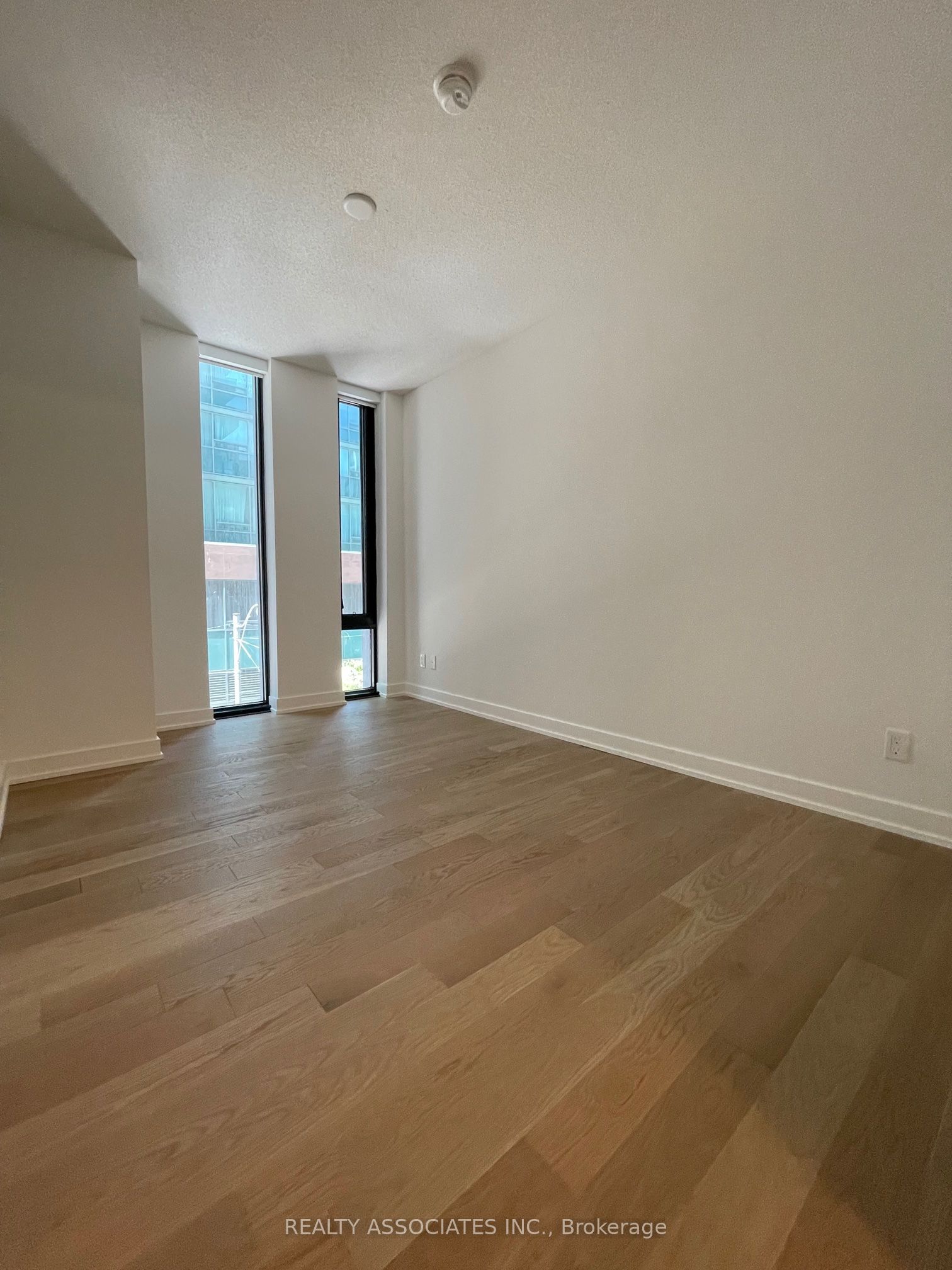 25 Richmond Street 213, Toronto, ON M5C 0A6 photo 5
