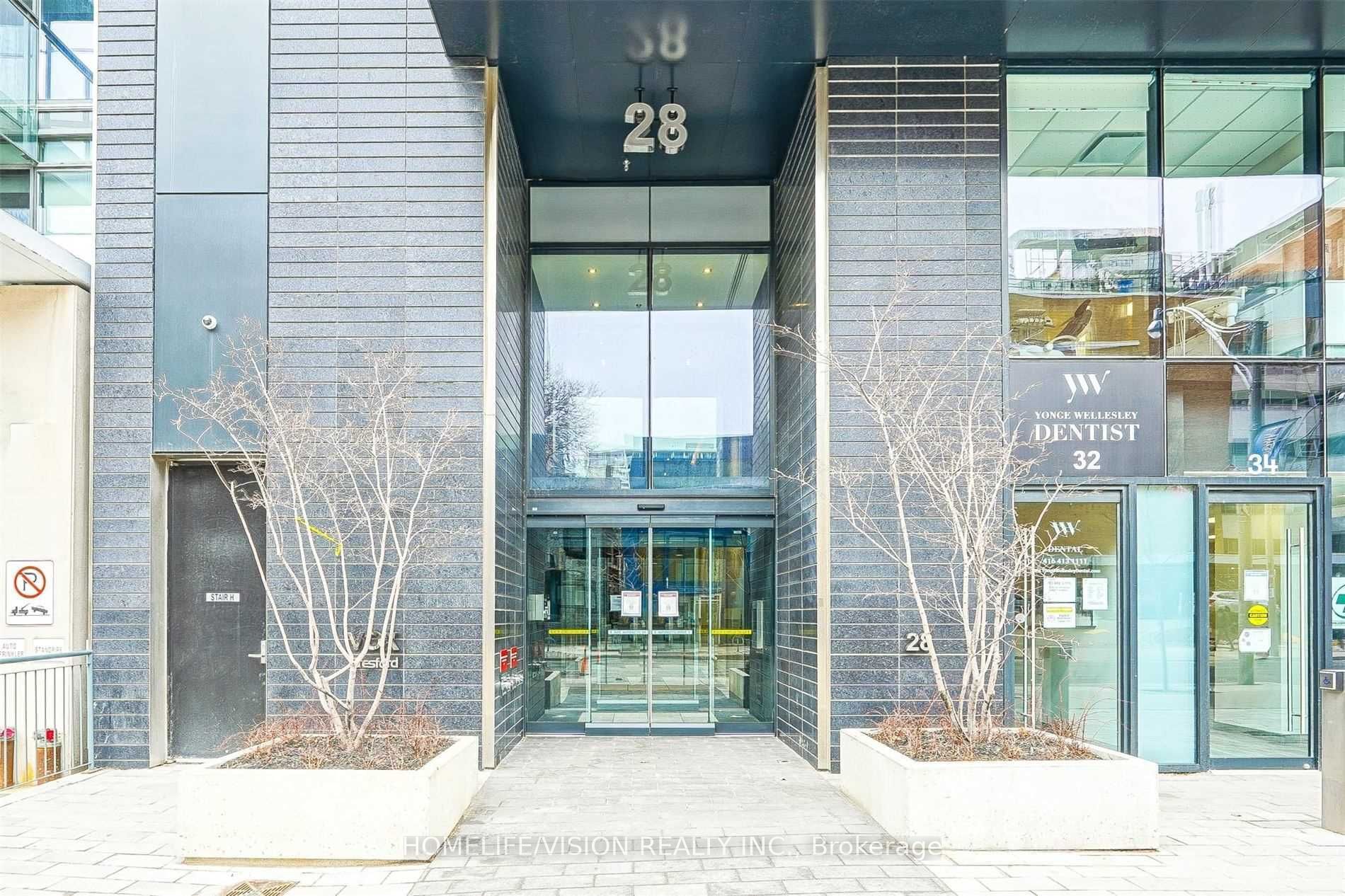 28 Wellesley Street E 301, Toronto, ON M4Y 1T1 photo 5