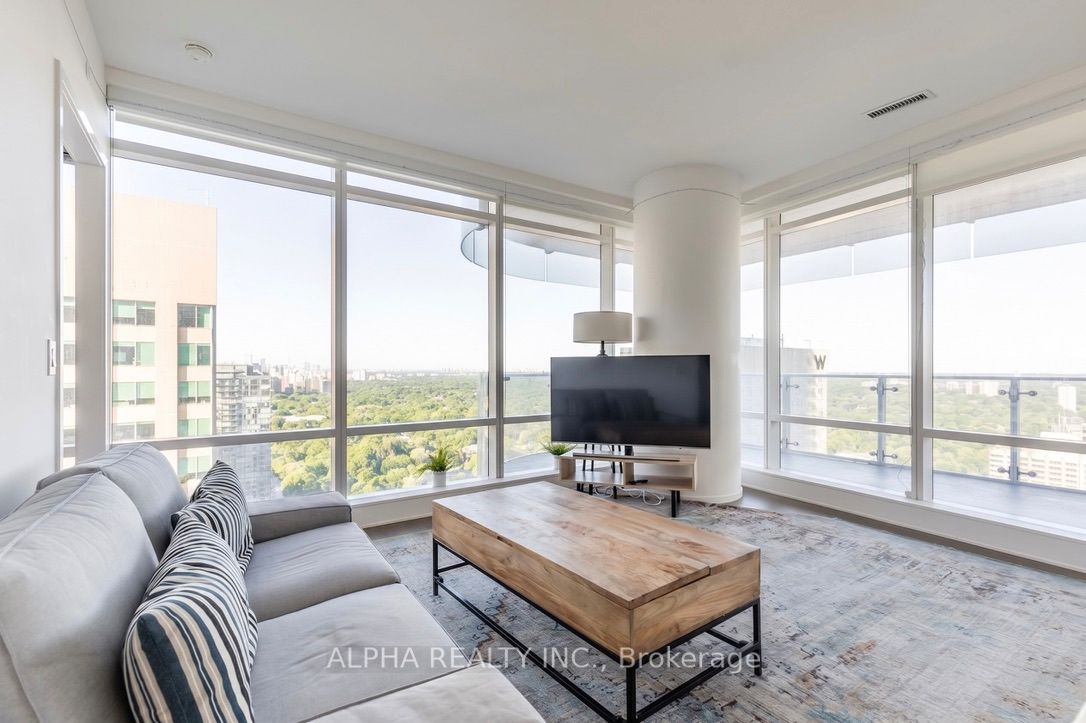 1 Bloor Street 3601, Toronto, ON M4W 1A9 photo 4