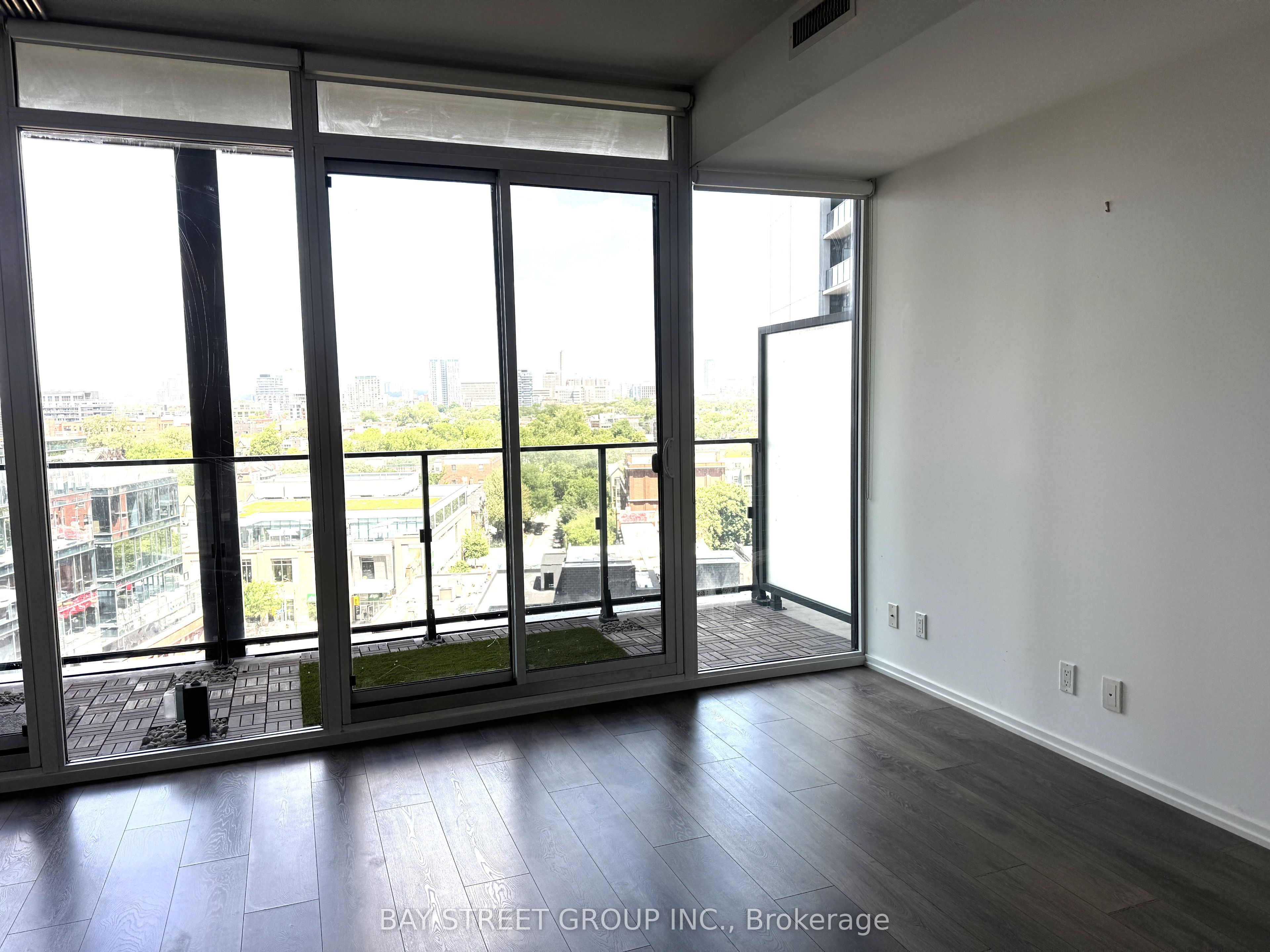 125 Peter Street 904, Toronto, ON M5V 0M2 photo 4