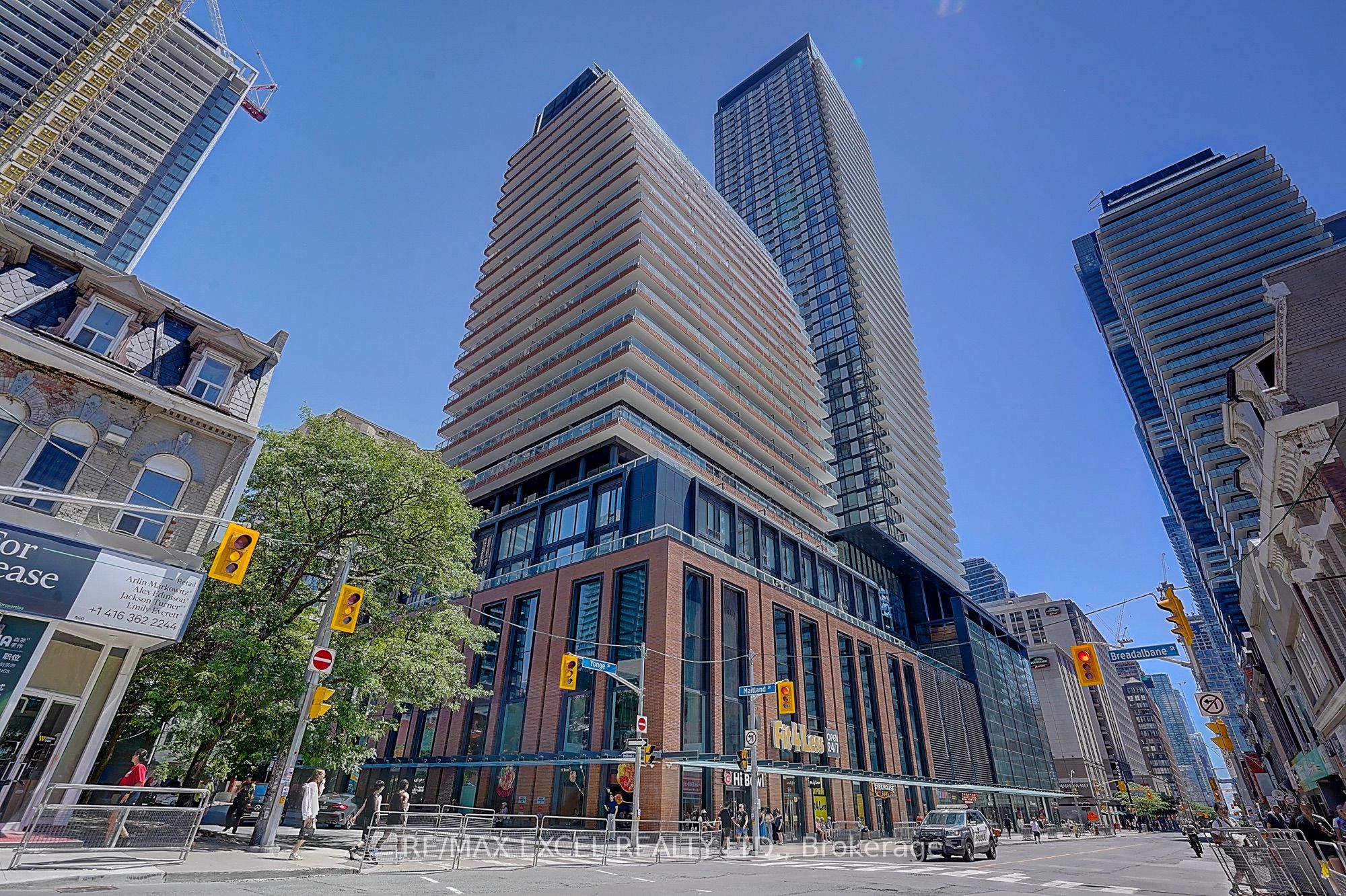 501 Yonge Street 3509, Toronto, ON M4Y 0G8 photo 2