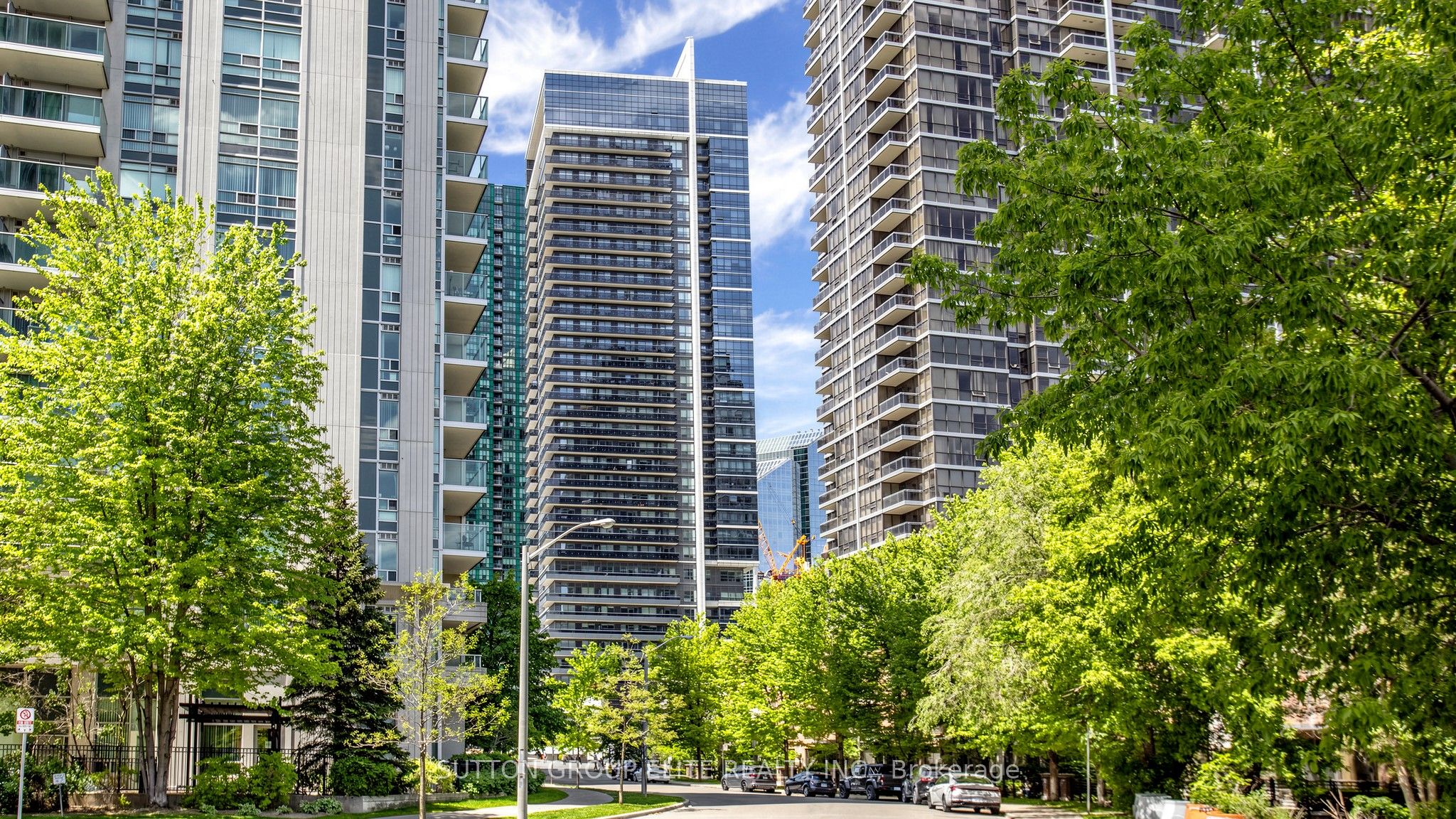 2 Anndale Drive 309, Toronto, ON M2N 0G5