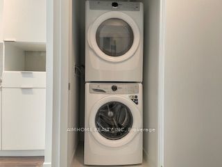 7 Golden Lion Heights N/A N429, Toronto, ON M2M 0C1 photo 5