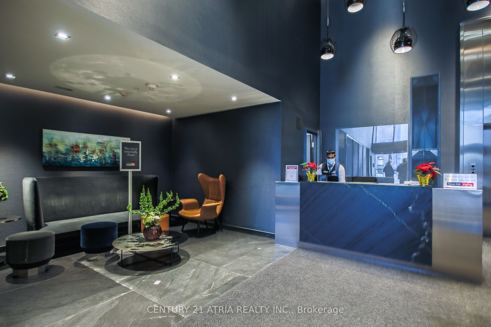 28 Wellesley Street 2310, Toronto, ON M4Y 0C4 photo 4