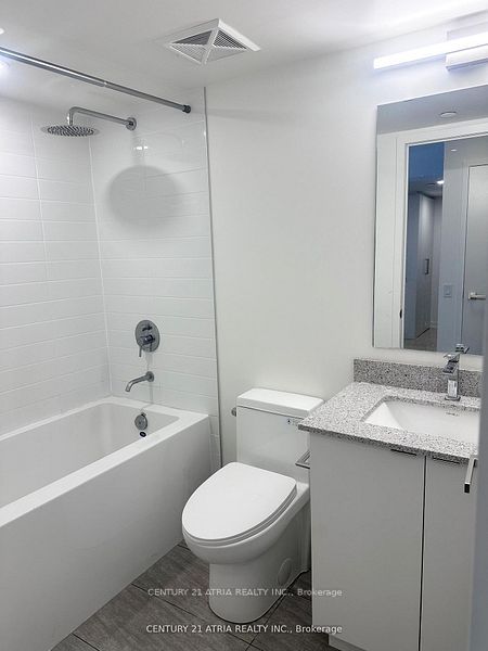 500 Wilson Avenue 519, Toronto, ON L5A 1W4 photo 4