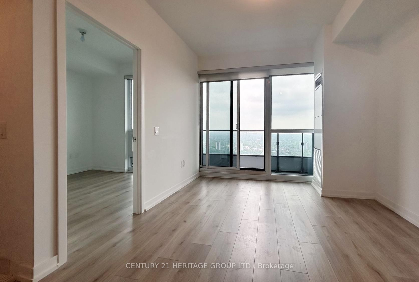 395 Bloor Street E 5309, Toronto, ON M4W 0B4 photo 4