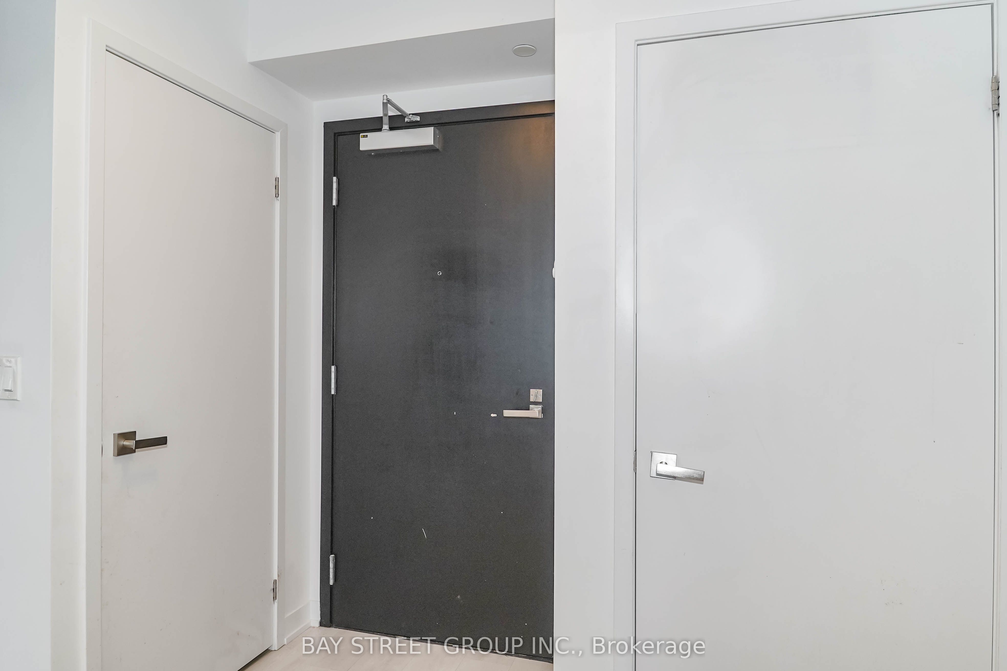 31 Tippett Road 236, Toronto, ON M3H 0C8 photo 4