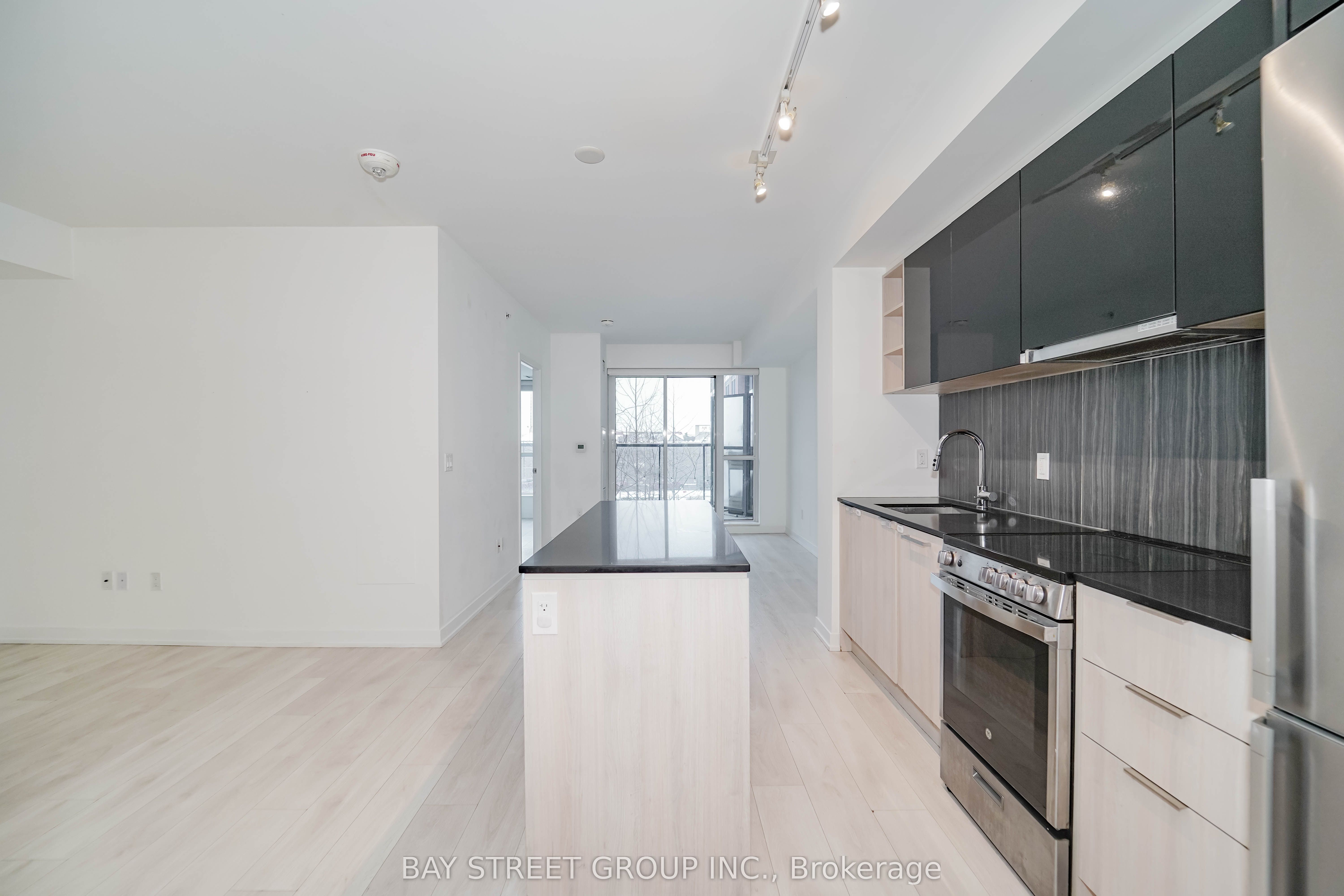 31 Tippett Road 236, Toronto, ON M3H 0C8 photo 5