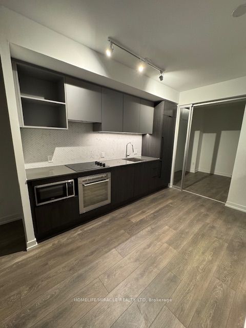 82 Dalhousie Street 3602, Toronto, ON M5B 0C5 photo 5