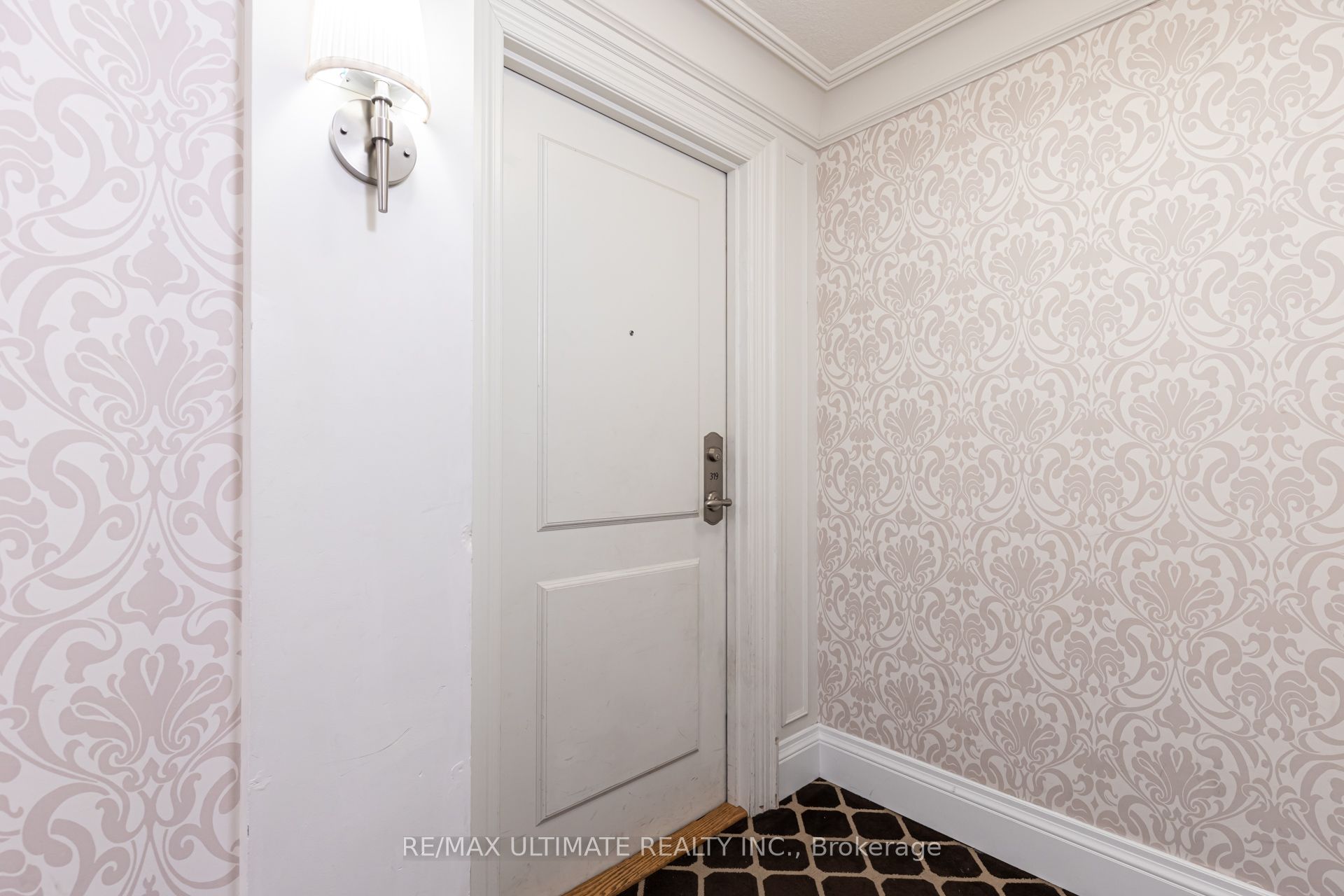 25 Greenview Avenue 319, Toronto, ON M2M 0A5 photo 4