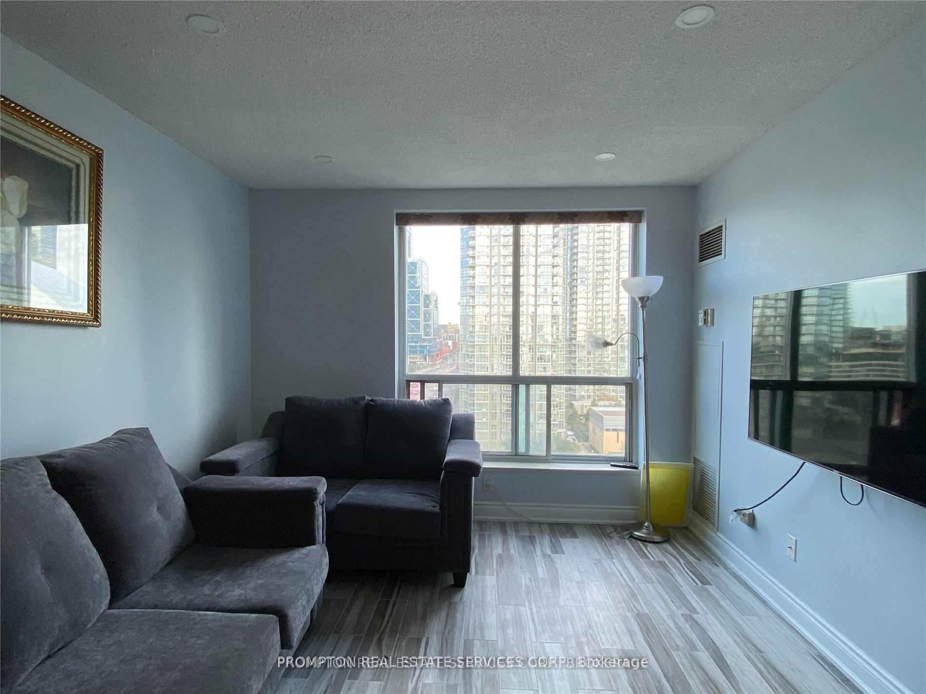 410 Queens Quay Way W 1505, Toronto, ON M5V 3T1 photo 2