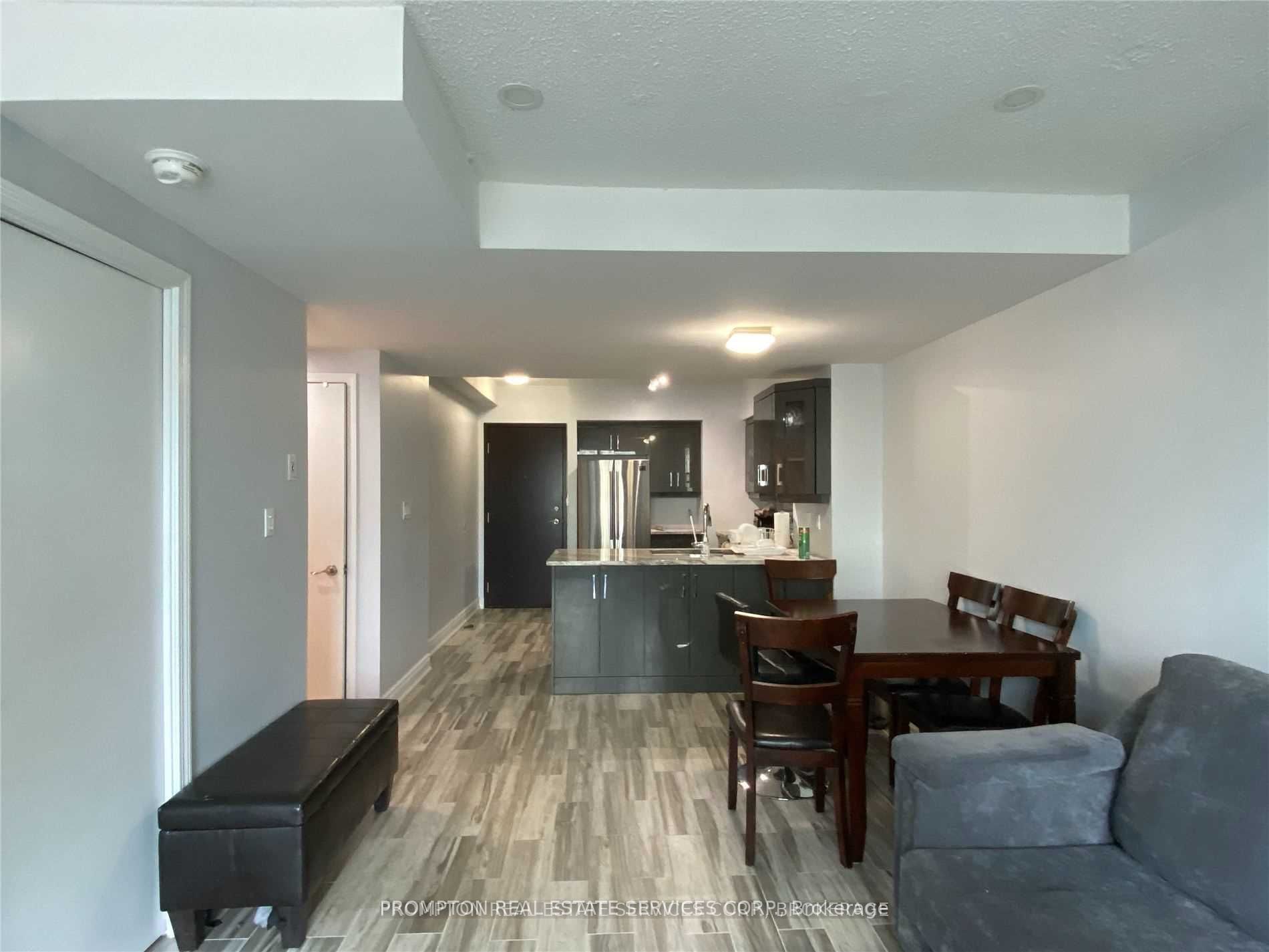 410 Queens Quay Way W 1505, Toronto, ON M5V 3T1 photo 3