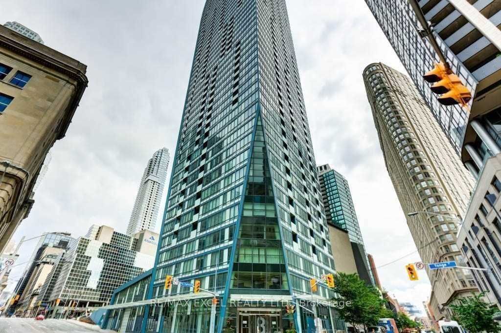 8 The Esplanade 1812, Toronto, ON M5E 0A6