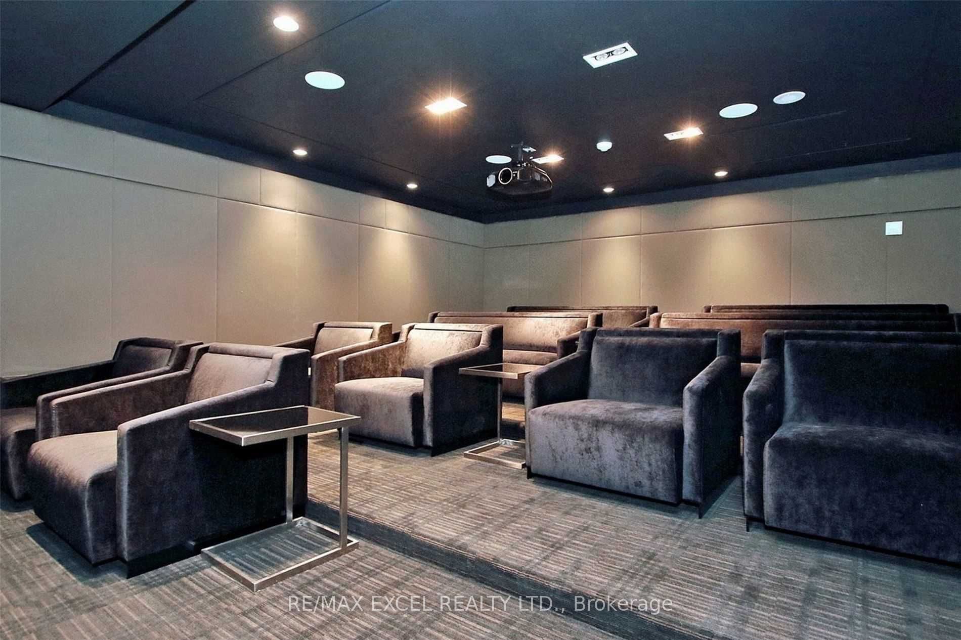 8 The Esplanade 1812, Toronto, ON M5E 0A6 photo 5