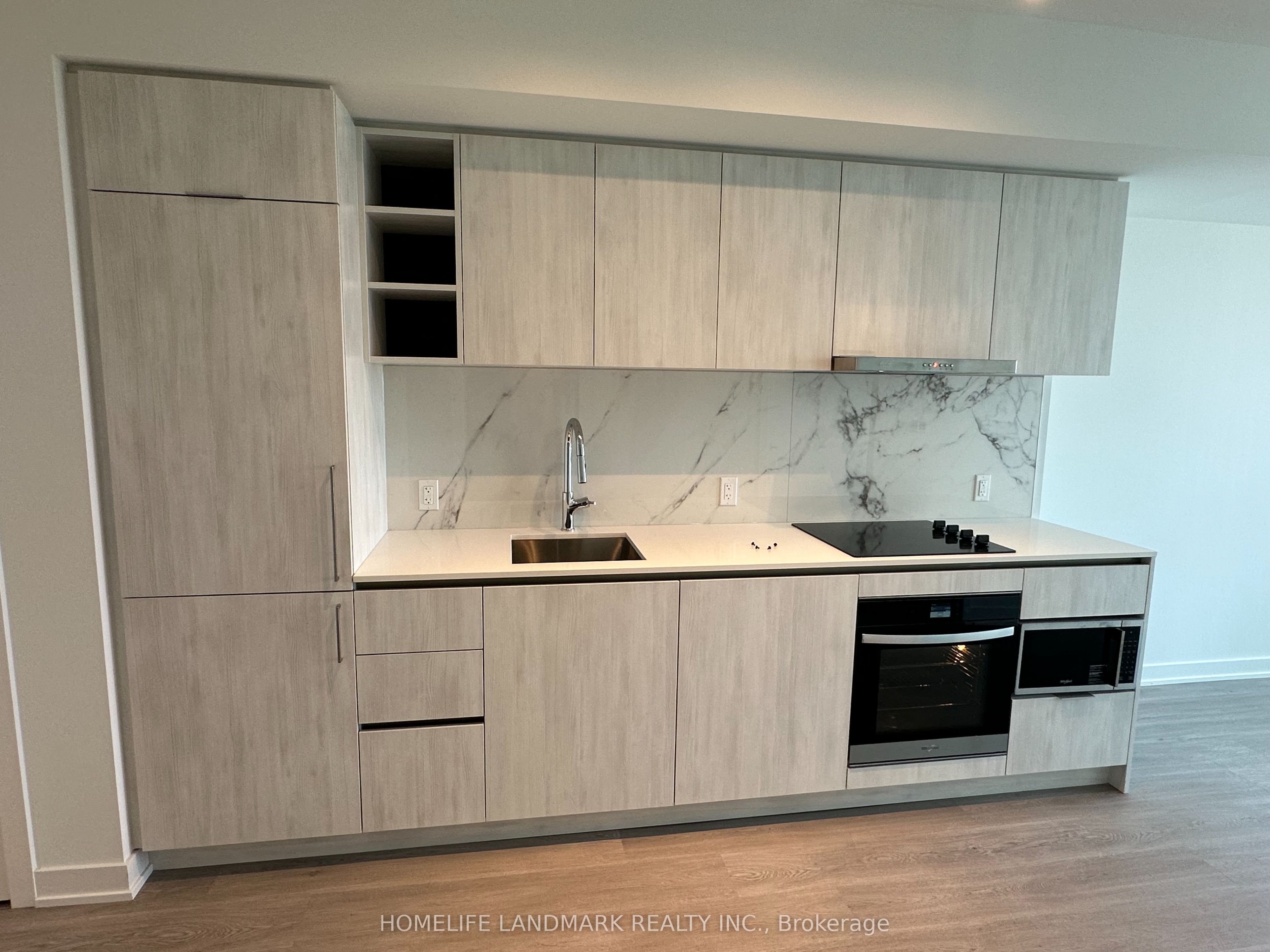 8 Wellesley Street W 5602, Toronto, ON M4Y 0J5 photo 4
