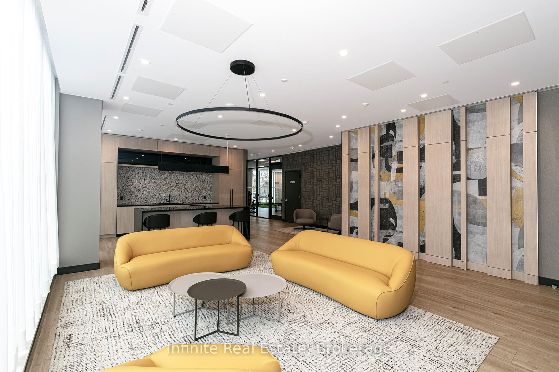 664 Spadina Avenue 214, Toronto, ON M5S 2H7 photo 4