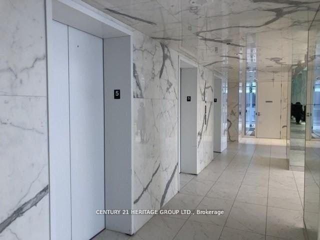 251 Jarvis Street 4009, Toronto, ON M5B 0C3 photo 4