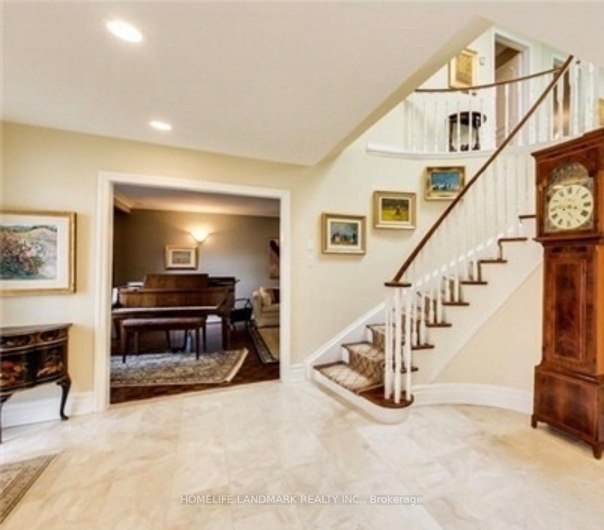 15 Tofino Crescent, Toronto, ON M3B 1R7 photo 3