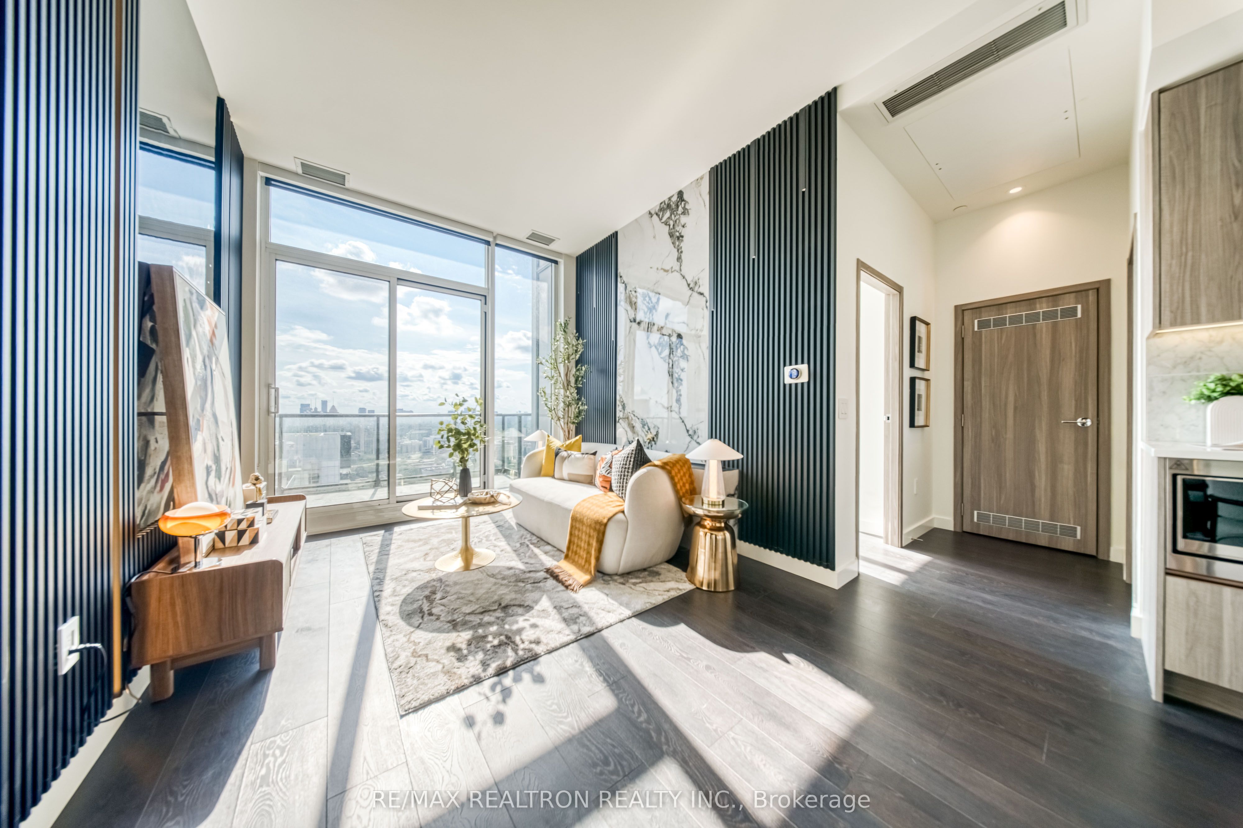 95 McMahon Drive PH4106, Toronto, ON M2K 0H1 photo 2