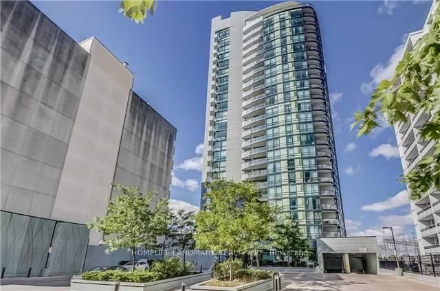 5740 Yonge Street 302, Toronto, ON M2M 0B1
