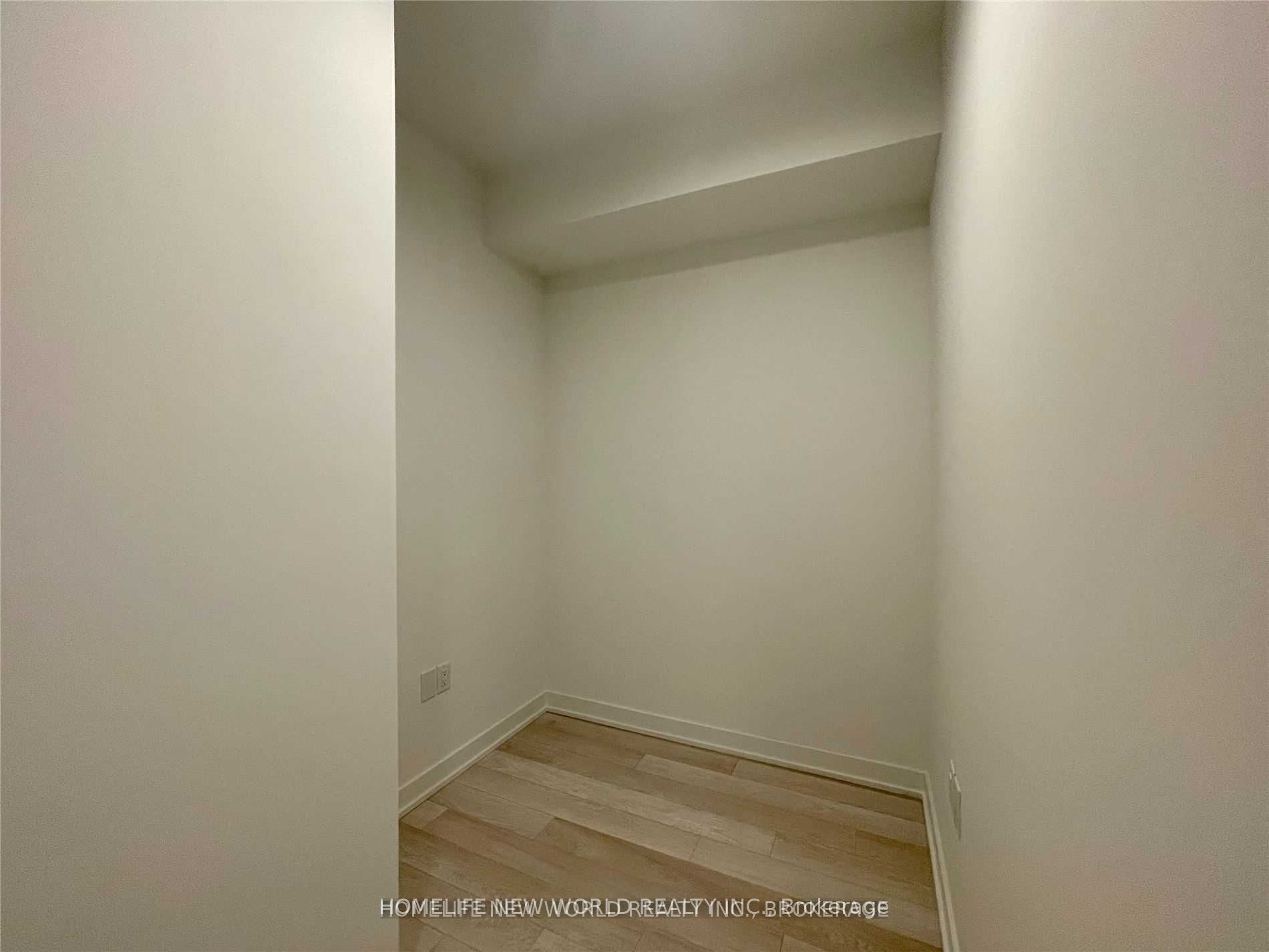357 King Street W 3605, Toronto, ON M5V 1K1 photo 5
