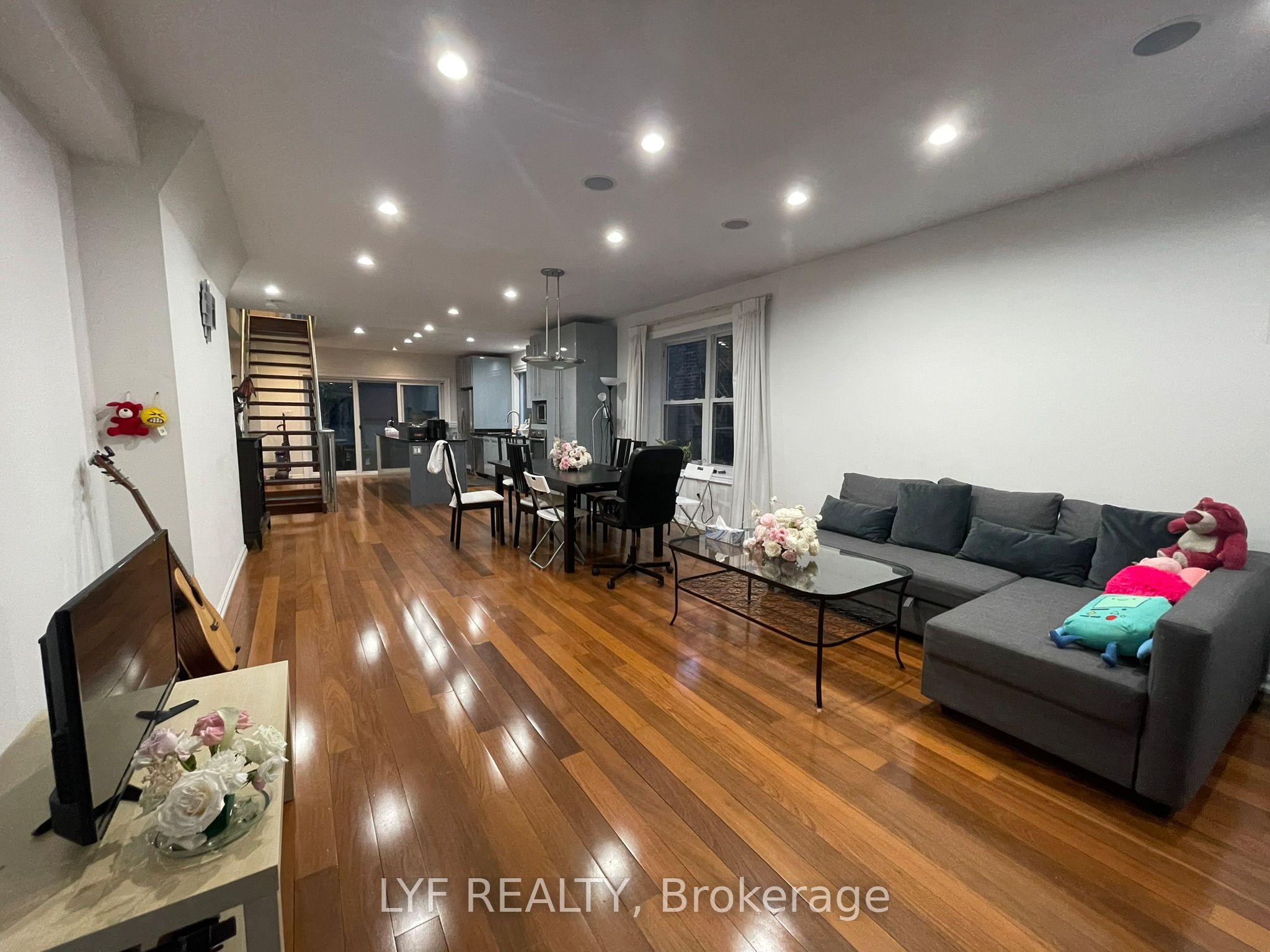 193 Brunswick Avenue Upper A, Toronto, ON M5S 2M4 photo 4