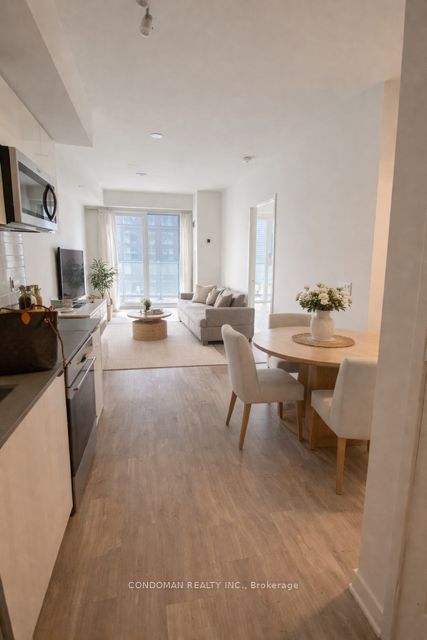 100 Dalhousie Street 2408, Toronto, ON M5B 0C7