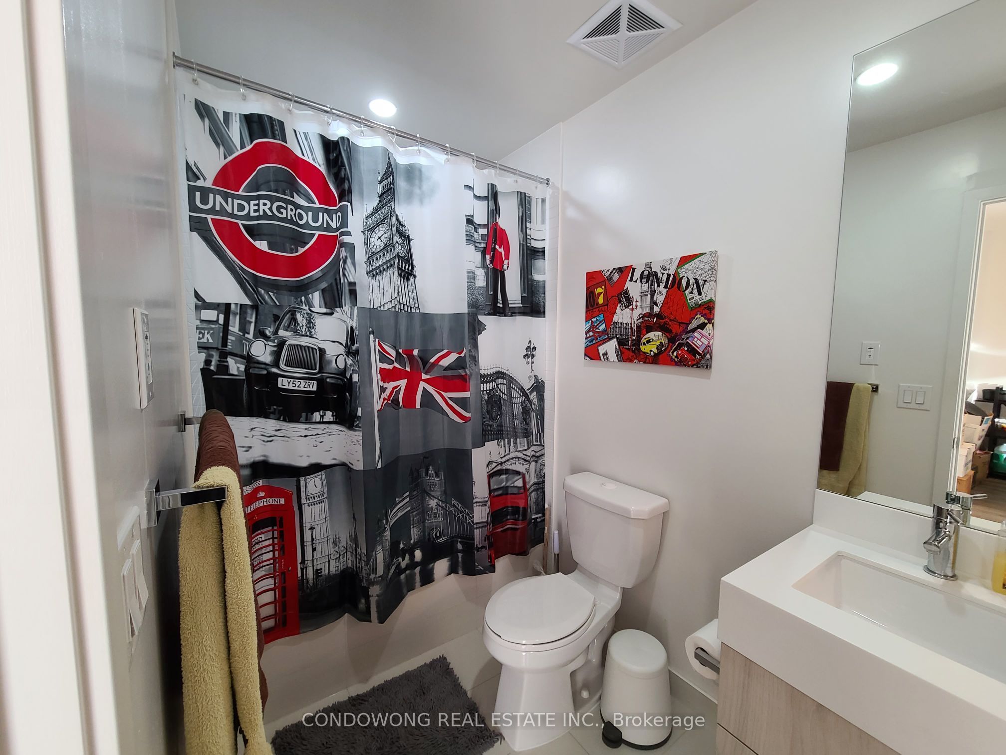 200 Sackville Street 1105, Toronto, ON M5A 0C4 photo 5