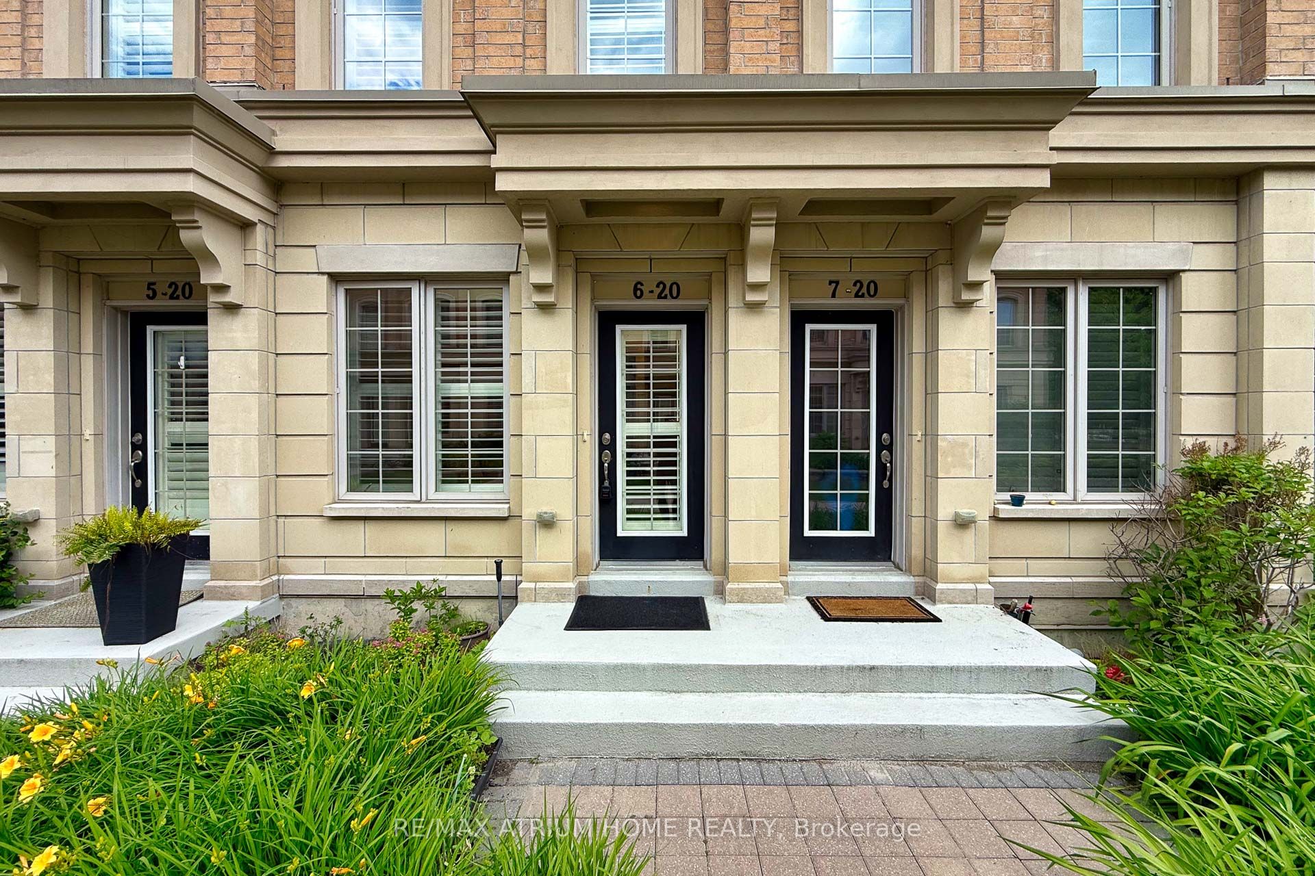 20 Hargrave Lane 6, Toronto, ON M4N 0A4 photo 3