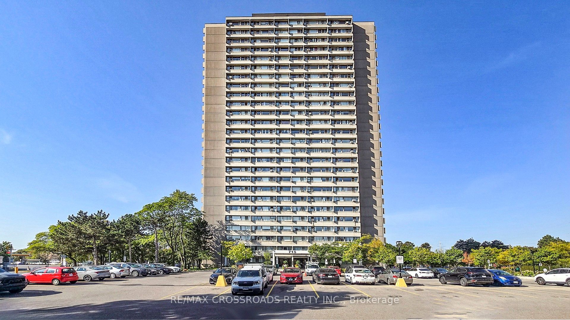 715 Don Mills Road 208, Toronto, ON M3C 1S4 photo 3