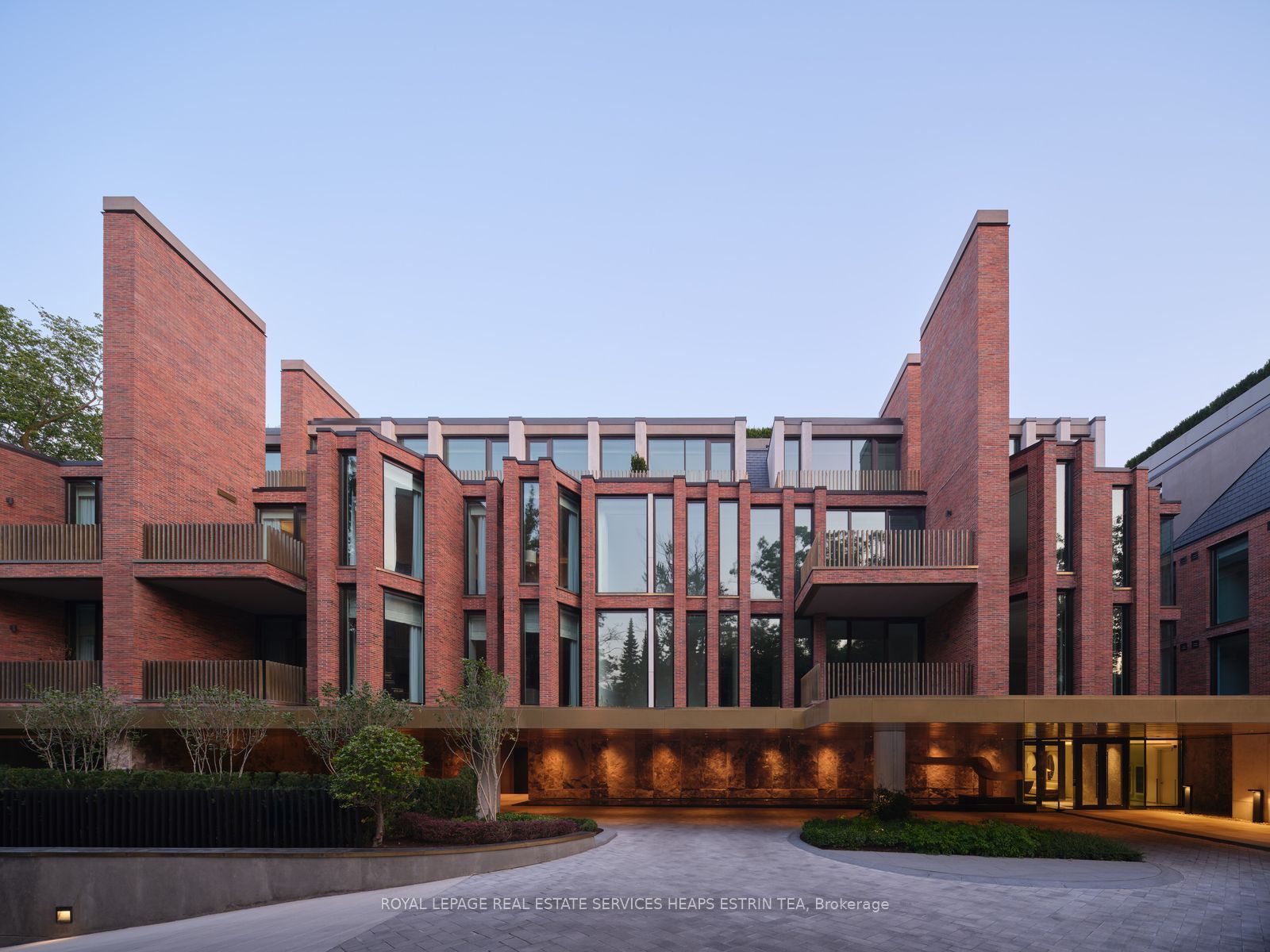 7 Dale Avenue PH1, Toronto, ON M4W 1K2