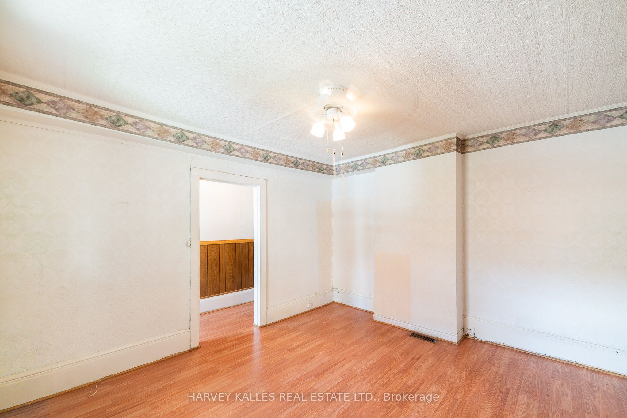 6 Crocker Avenue, Toronto, ON M6J 1K5 photo 5