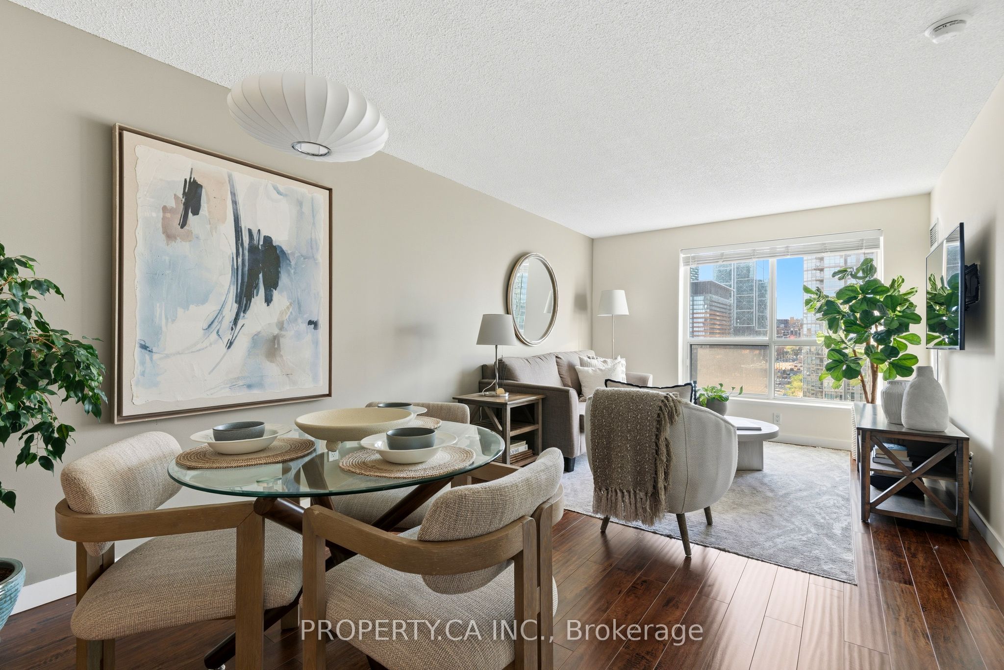 410 Queens Quay W 1105, Toronto, ON M5V 3T1