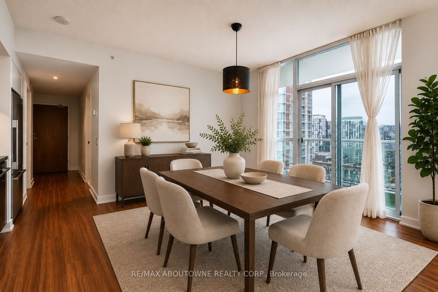 75 Queens Wharf Road 1901, Toronto, ON M5V 0J8 photo 2
