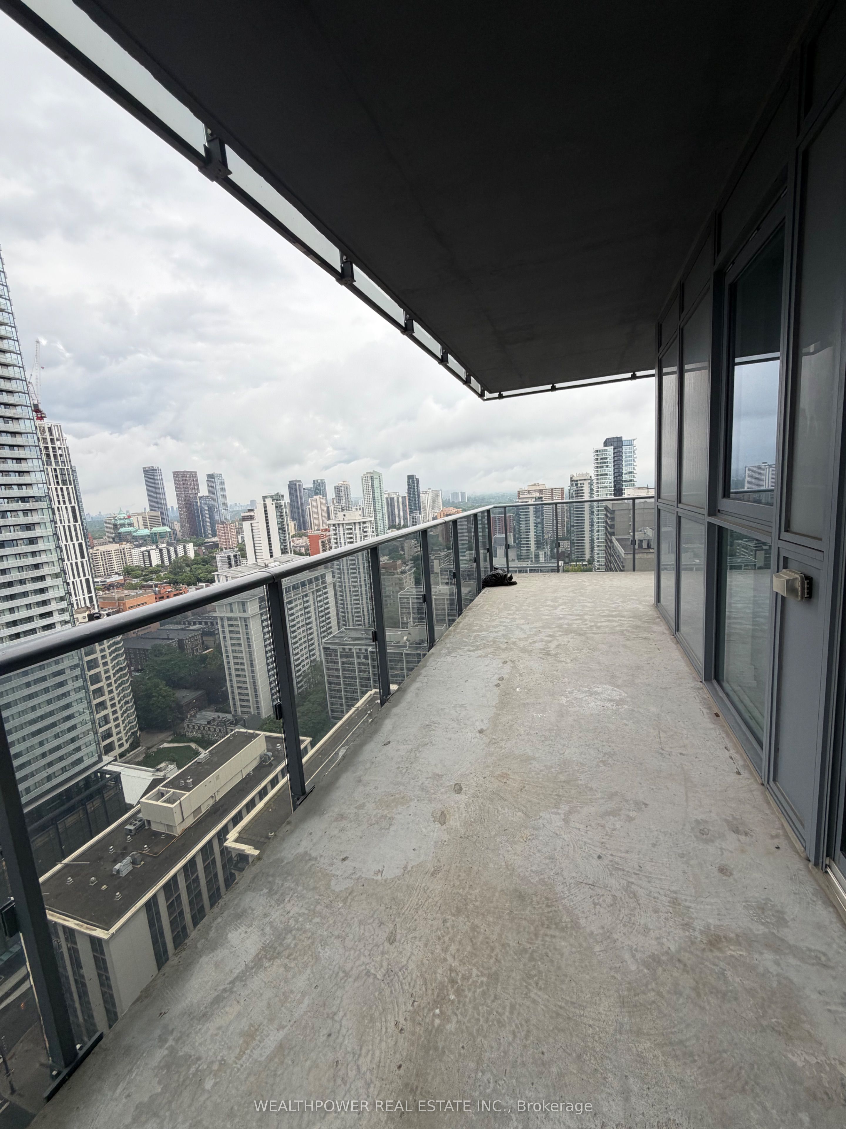 7 Grenville Street 3305, Toronto, ON M4Y 0E9 photo 5