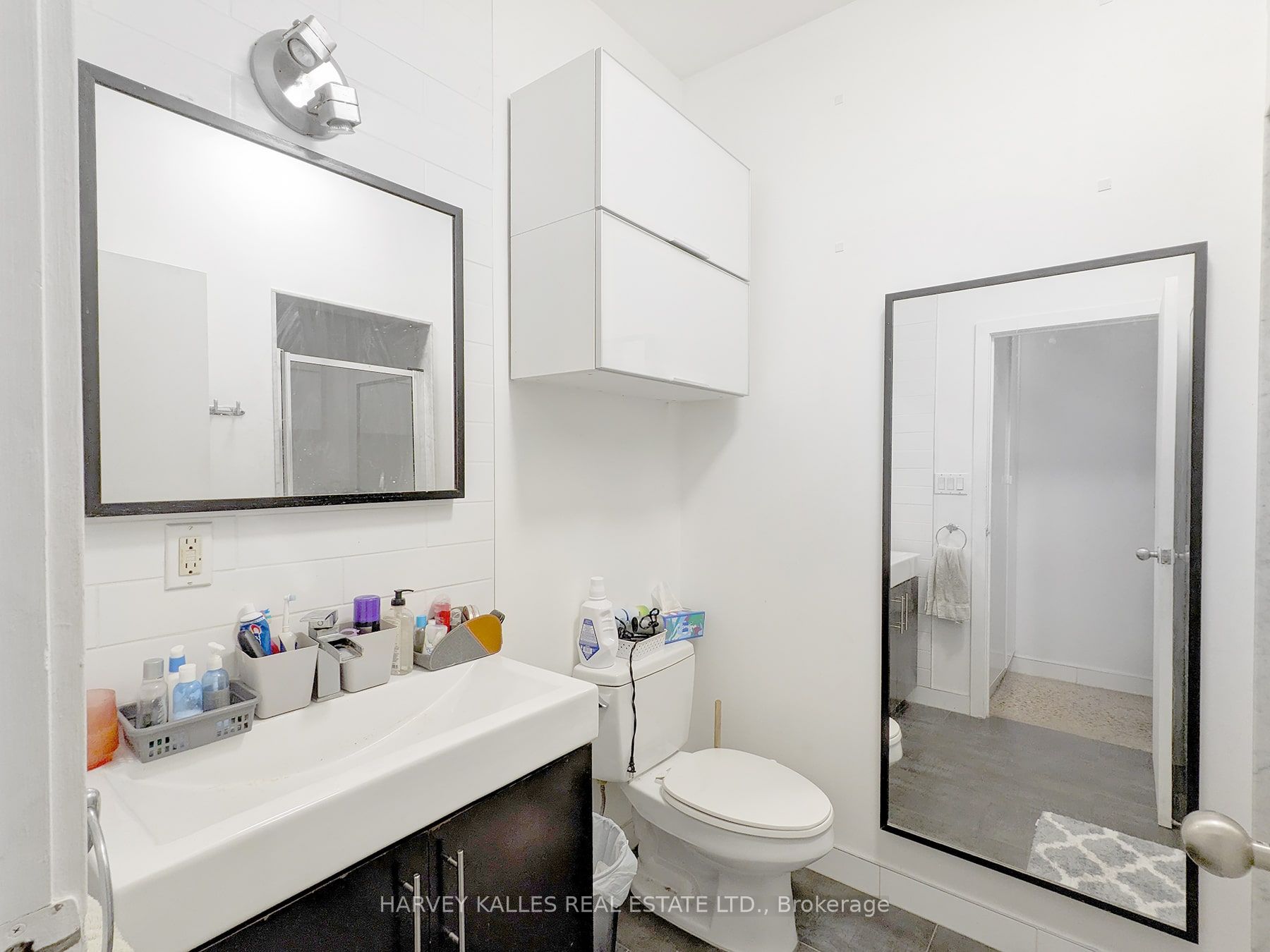 214 Bathurst Street B1, Toronto, ON M5T 2R9 photo 5