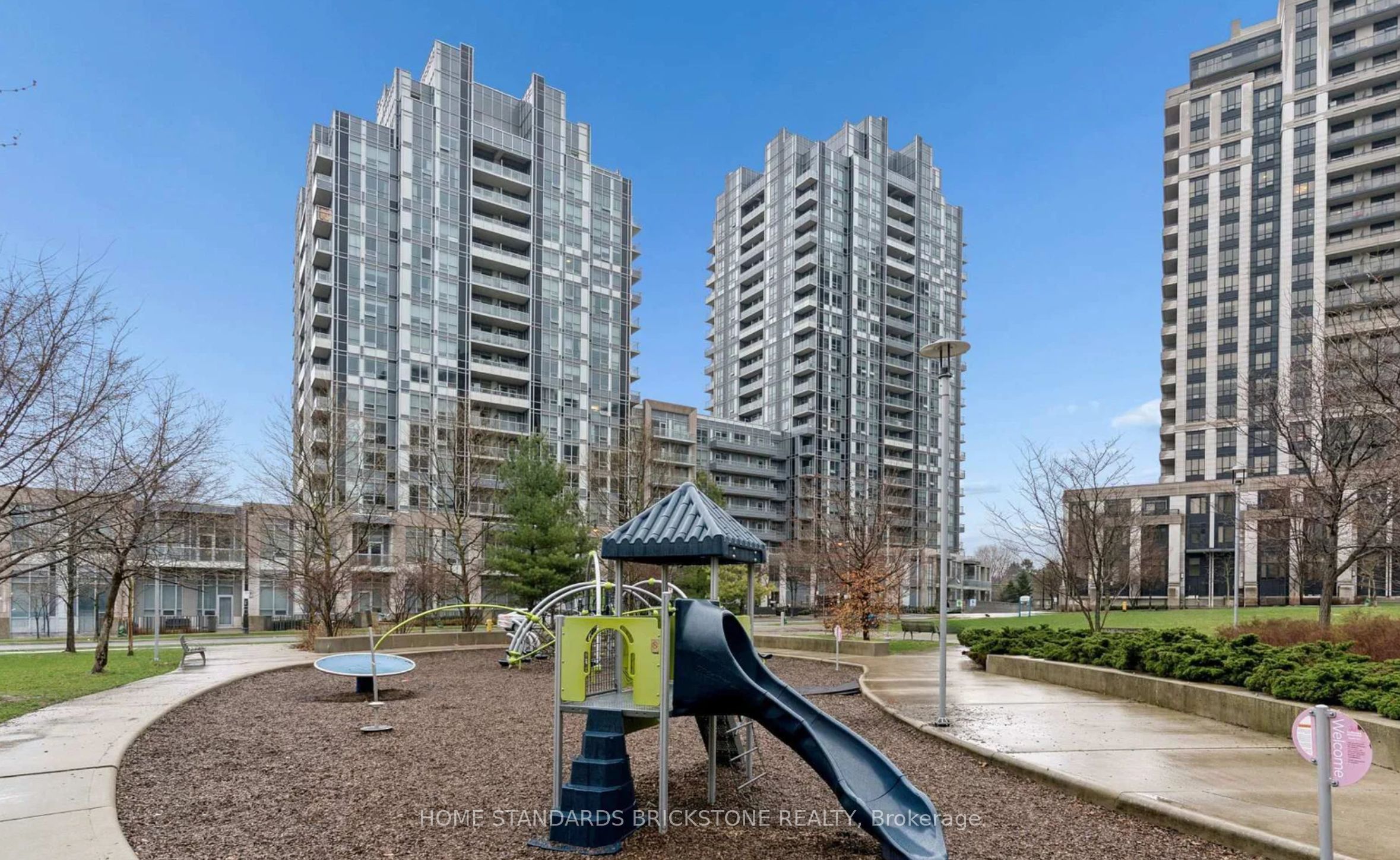 120 Harrison Garden Boulevard 520, Toronto, ON M2N 0C2 photo 3