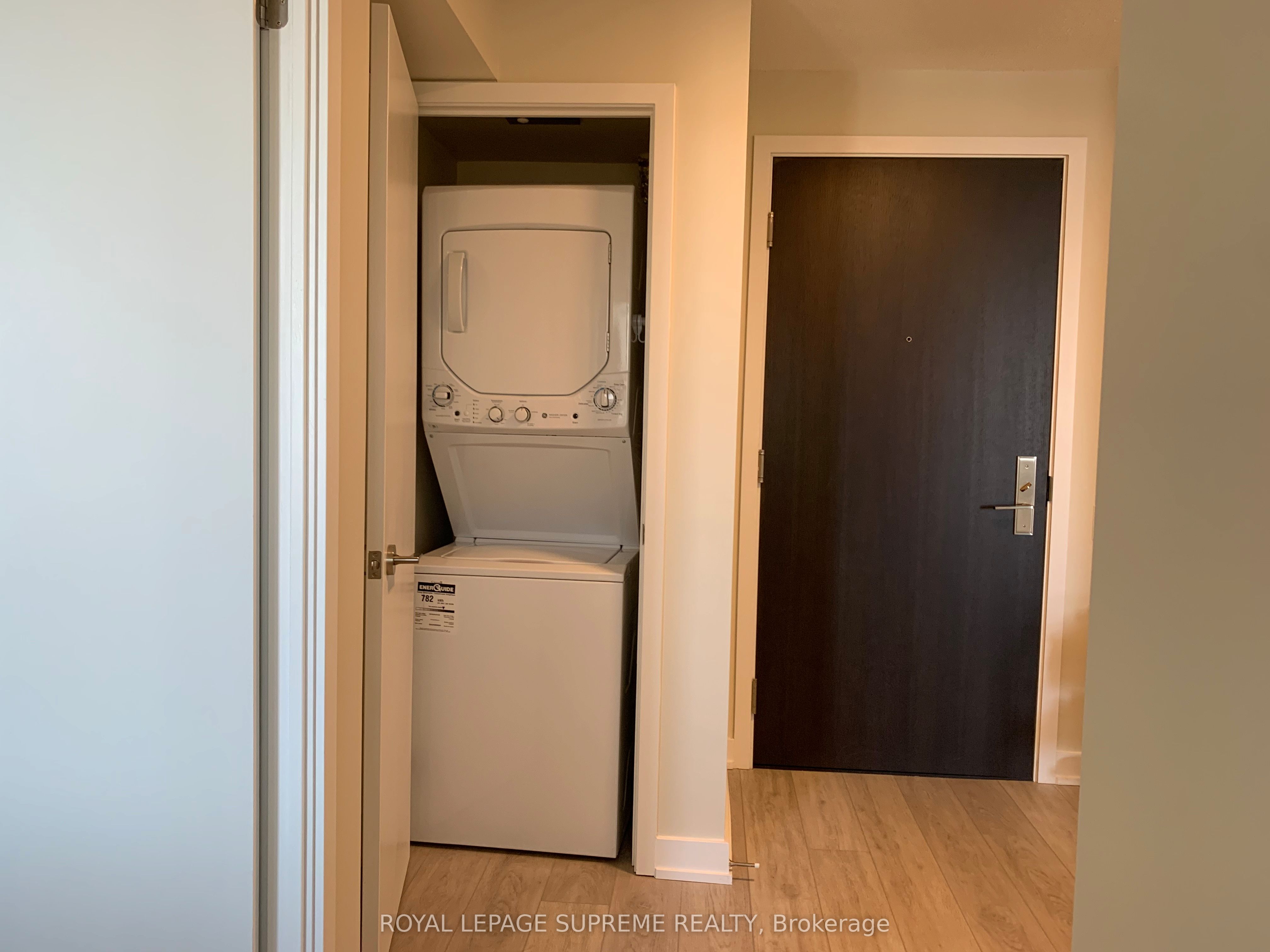 38 Monte Kwinter Court 812, Toronto, ON M3H 0E2 photo 4