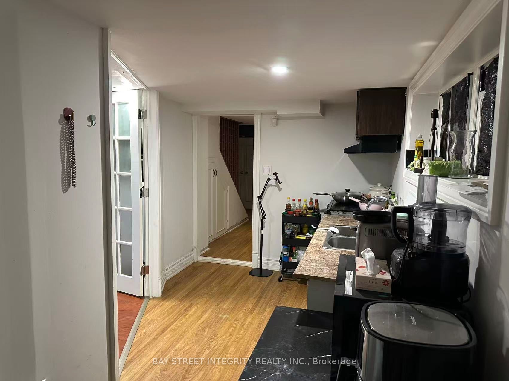 275 Estelle Avenue Lower, Toronto, ON M2N 5J4 photo 4