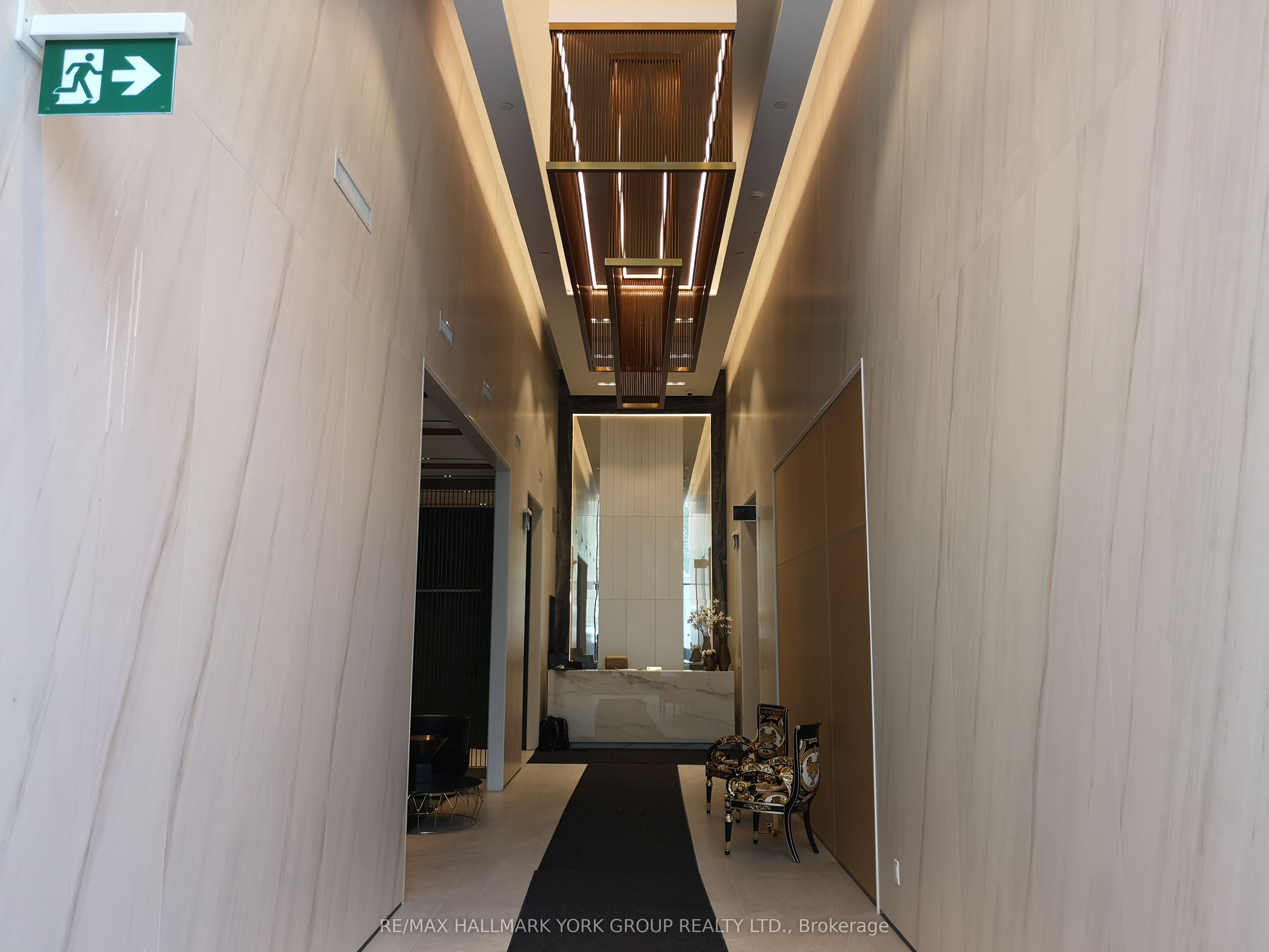 319 Jarvis Street 4506, Toronto, ON M5B 0C8 photo 2