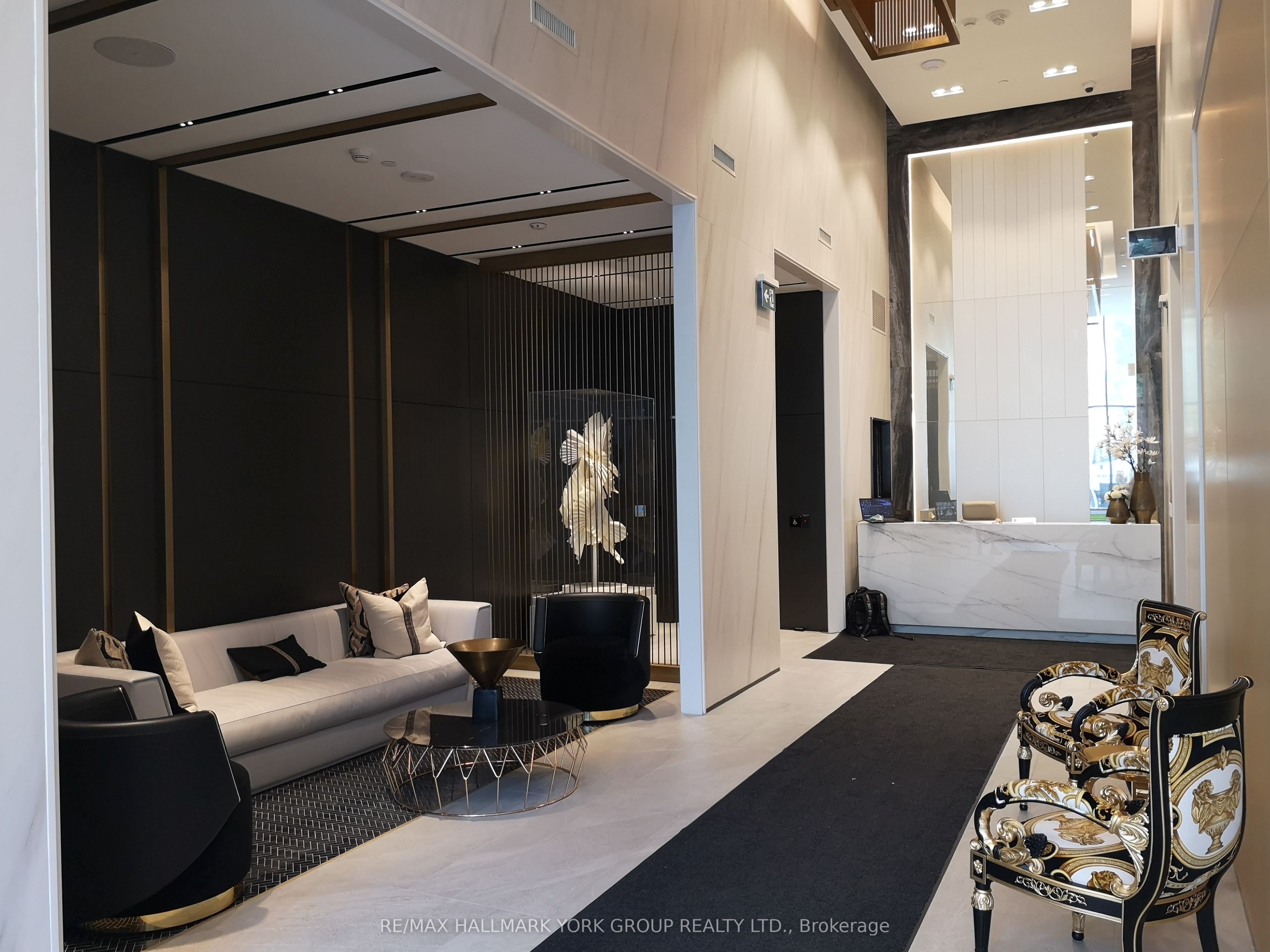 319 Jarvis Street 4506, Toronto, ON M5B 0C8 photo 3