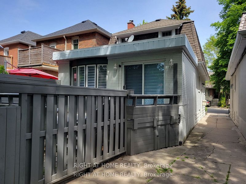 357 Old Orchard Grove, Toronto, ON M5M 2G1 photo 3